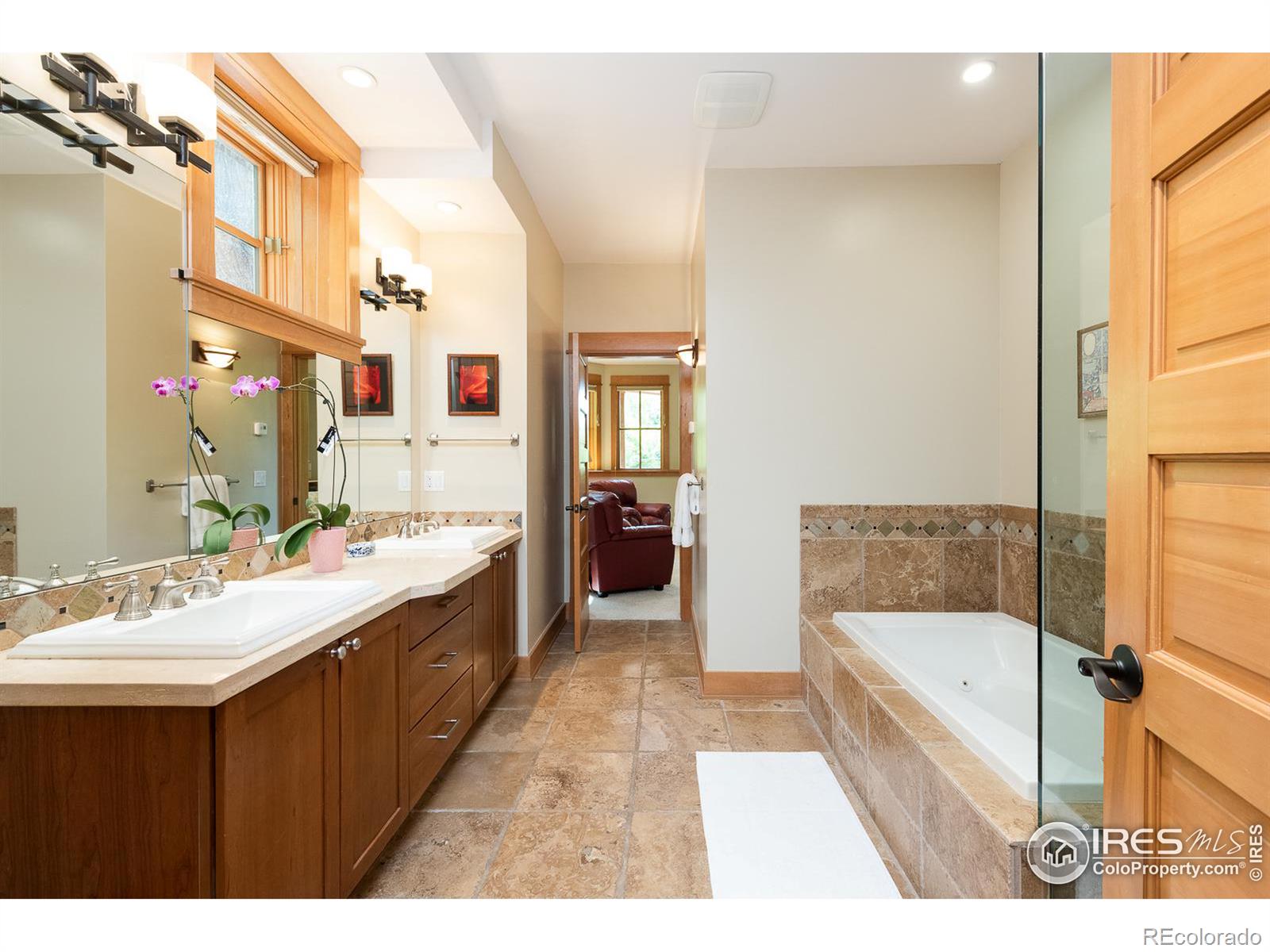 MLS Image #22 for 520  spruce street,boulder, Colorado