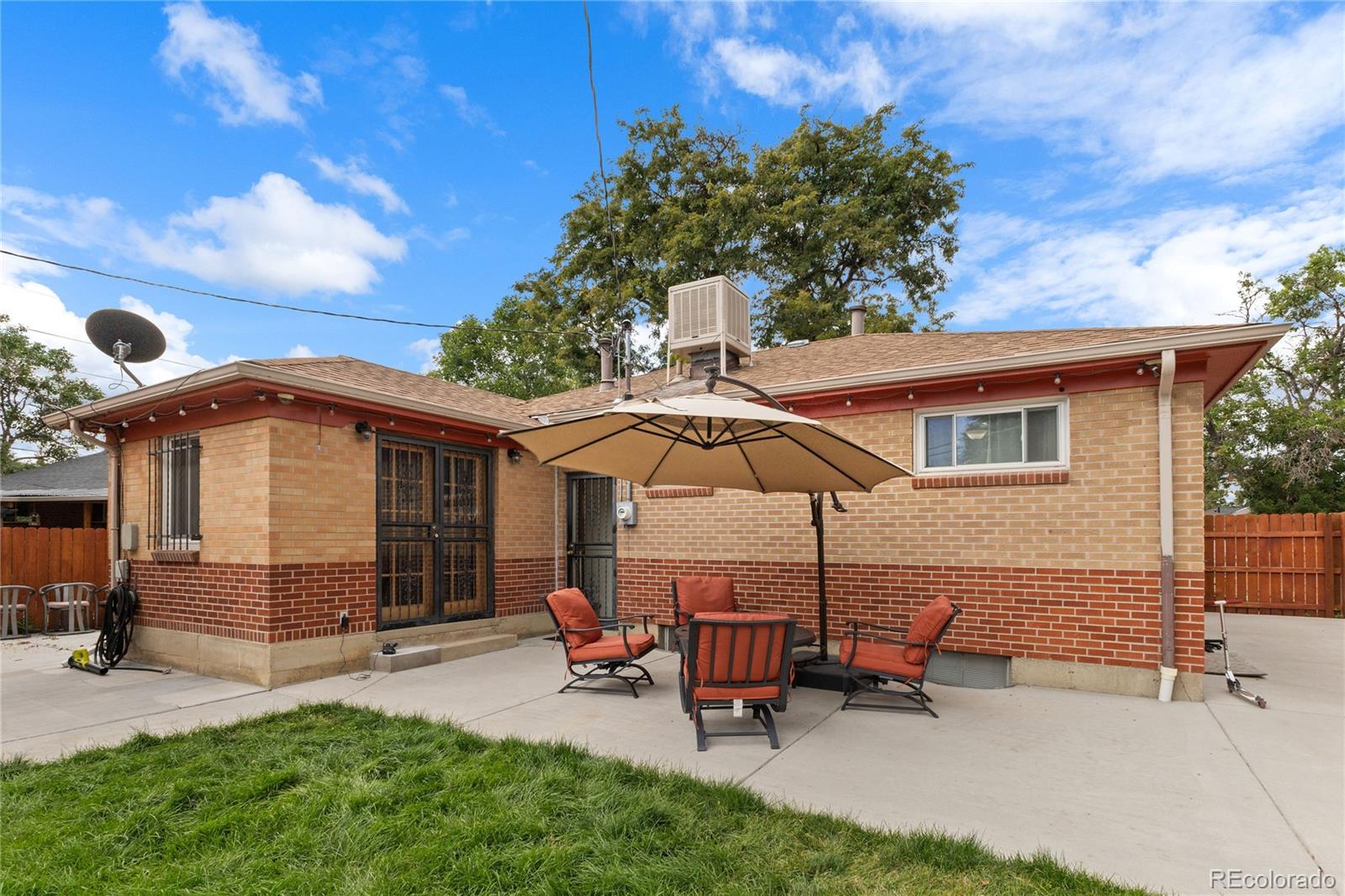 MLS Image #26 for 6810  warren drive,denver, Colorado