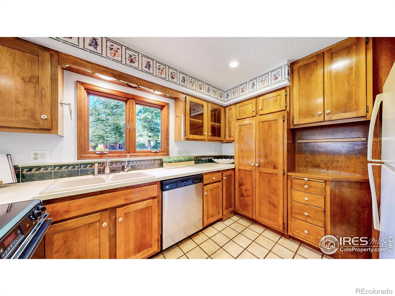 MLS Image #11 for 1553  adriel court,fort collins, Colorado