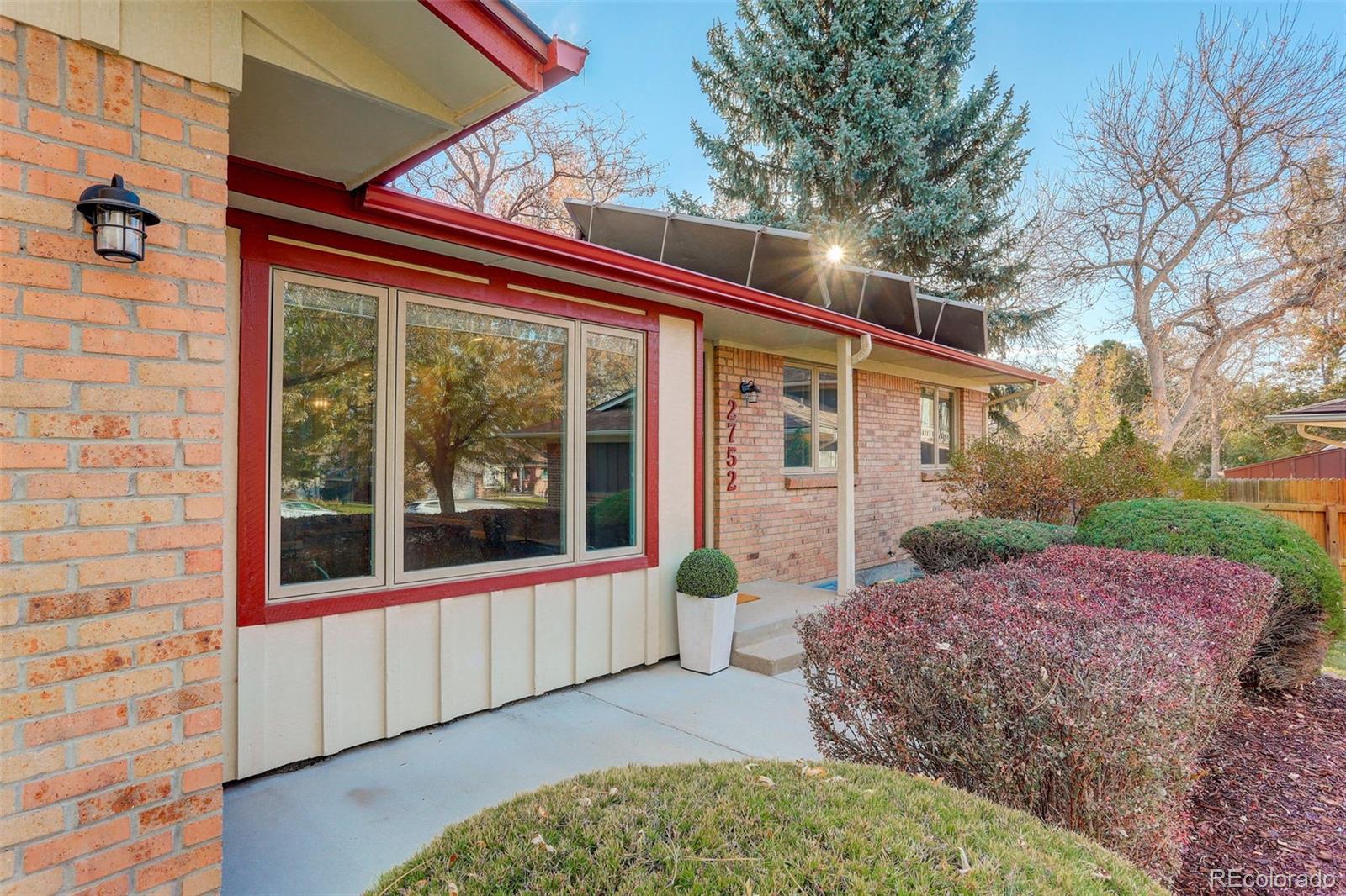 MLS Image #29 for 2752 s roslyn street,denver, Colorado