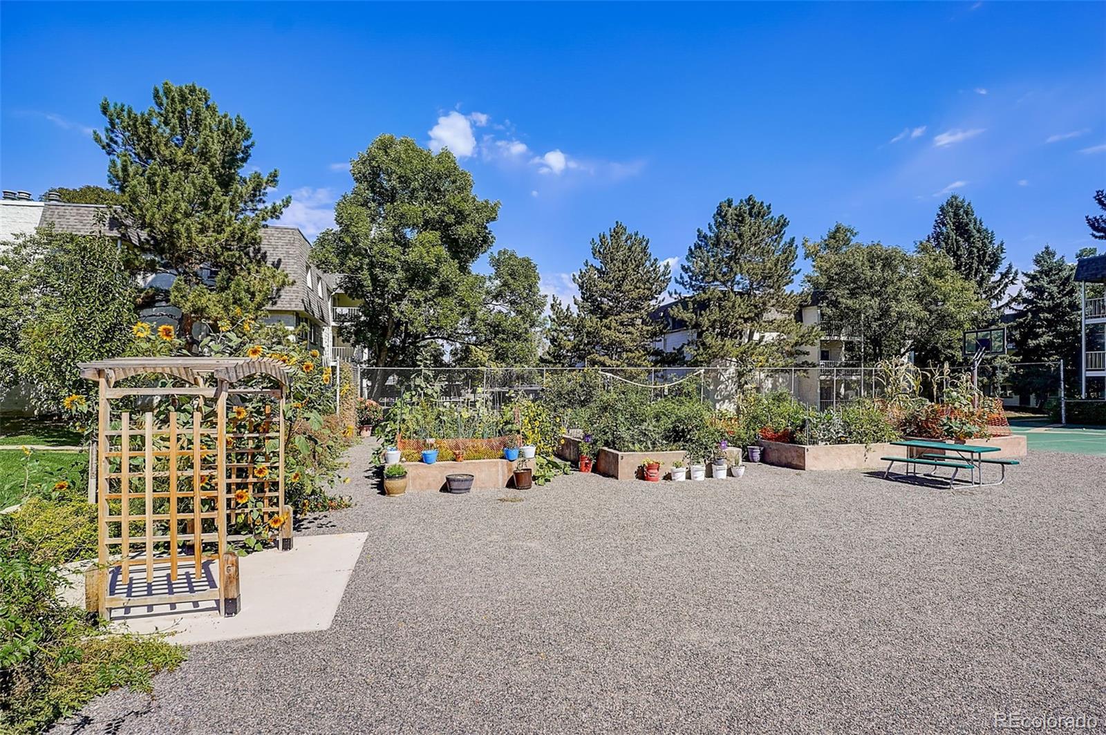 MLS Image #25 for 2225 s jasmine street 214,denver, Colorado