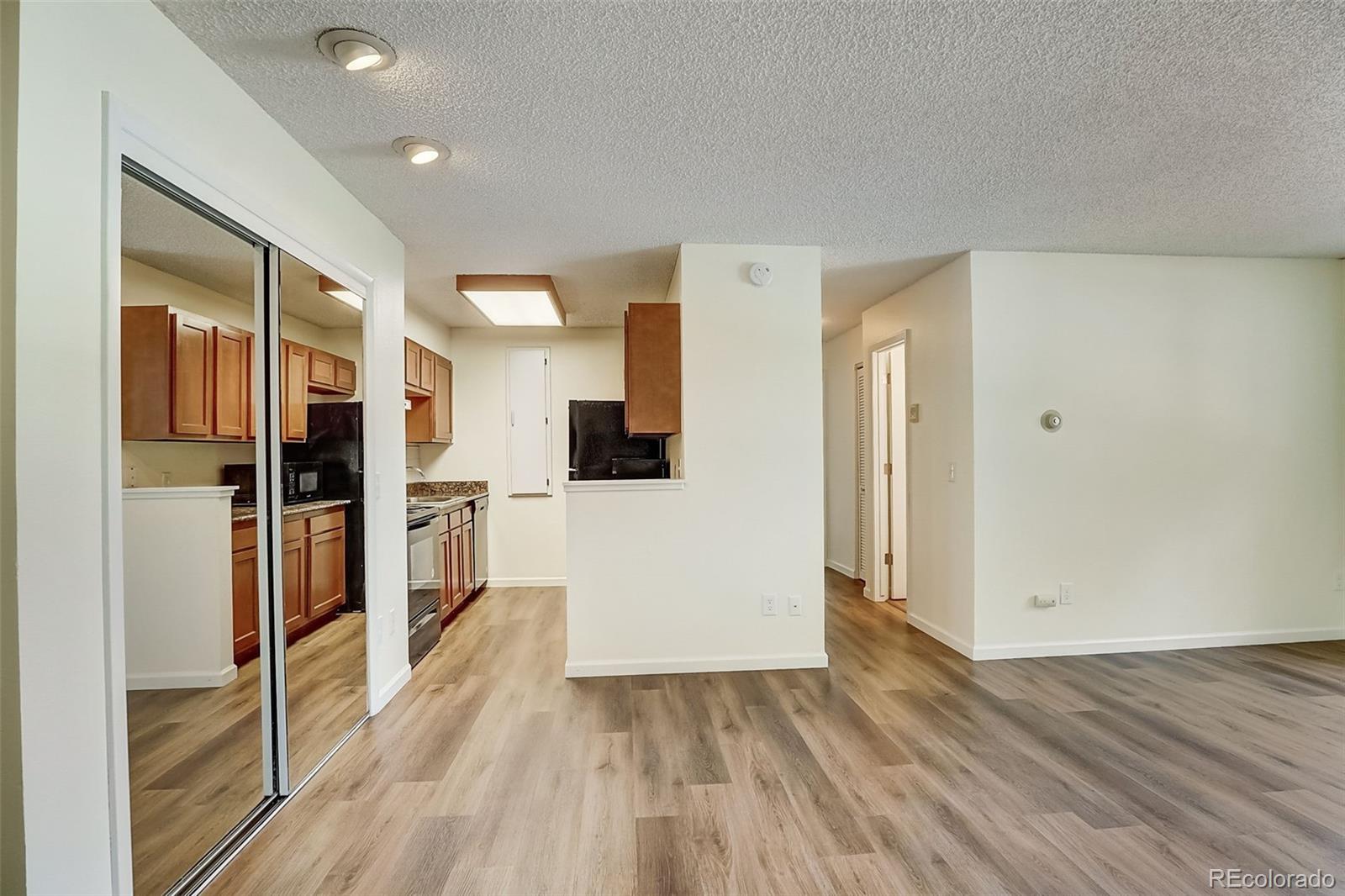 MLS Image #8 for 2225 s jasmine street 214,denver, Colorado