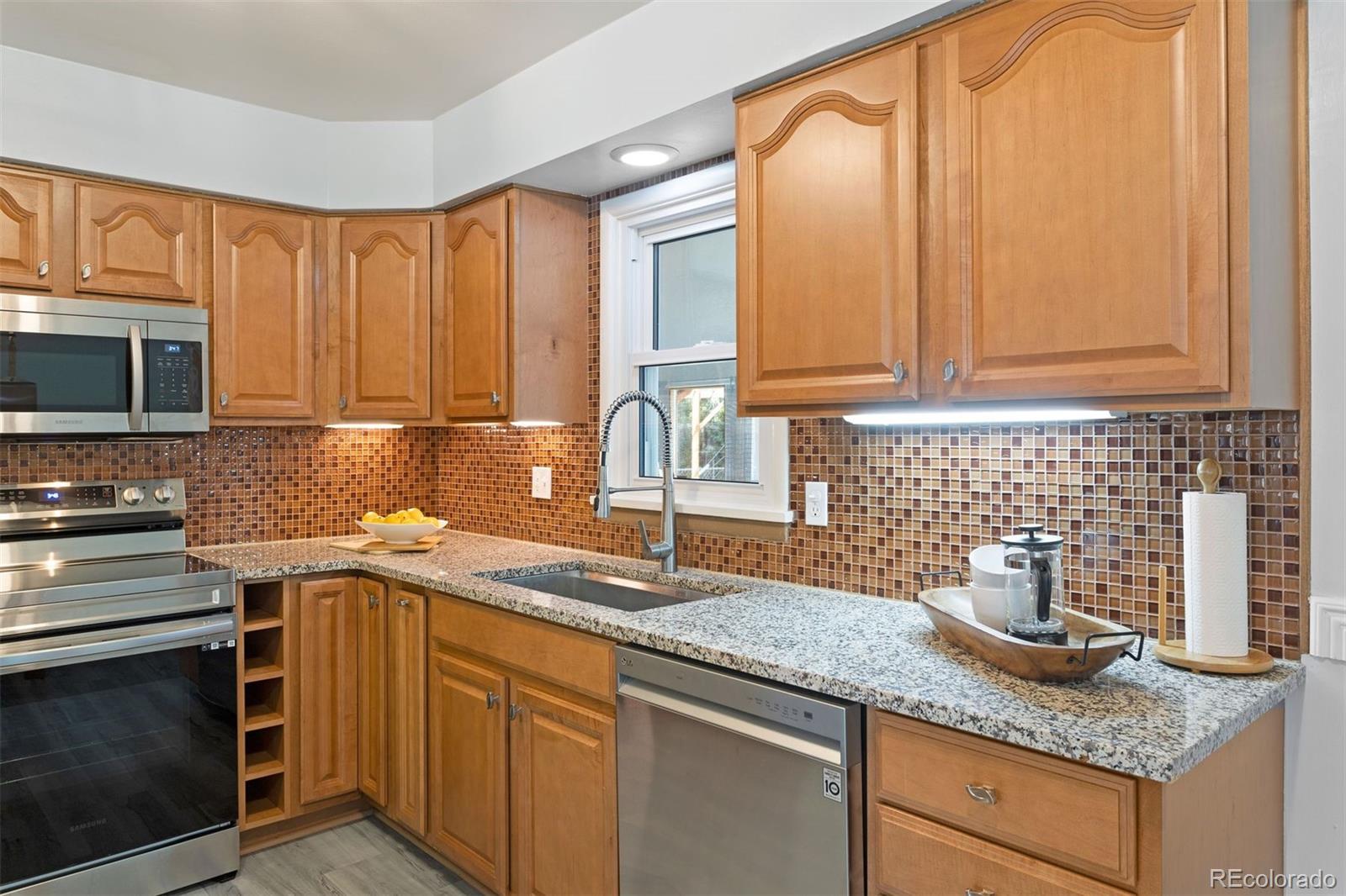 MLS Image #8 for 5198 s sherman street,littleton, Colorado