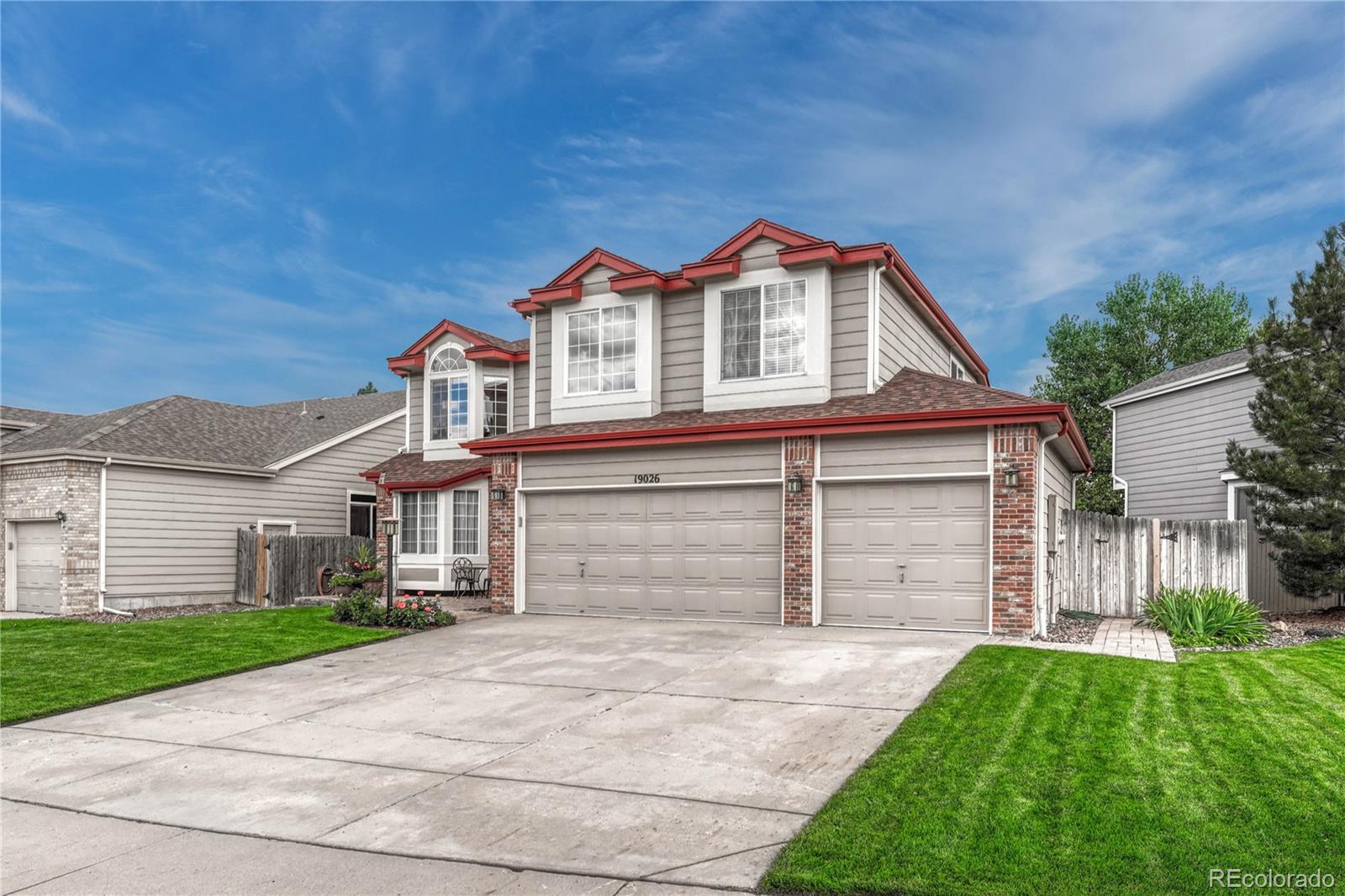 MLS Image #2 for 19026 e berry drive,aurora, Colorado