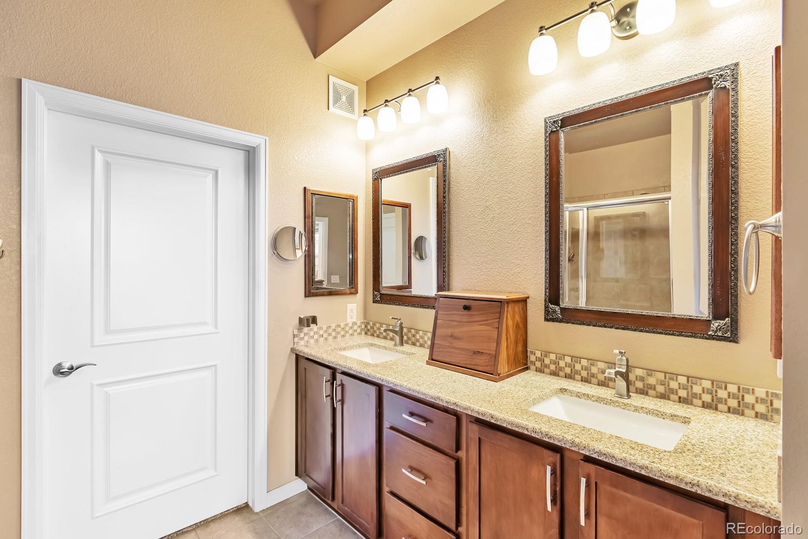 MLS Image #11 for 7820  inverness boulevard 312,englewood, Colorado