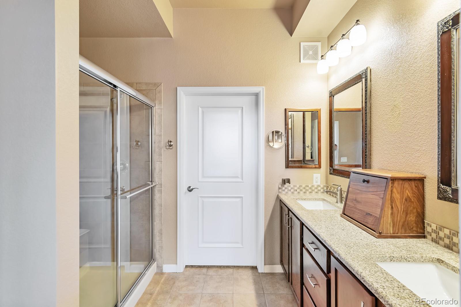 MLS Image #12 for 7820  inverness boulevard 312,englewood, Colorado