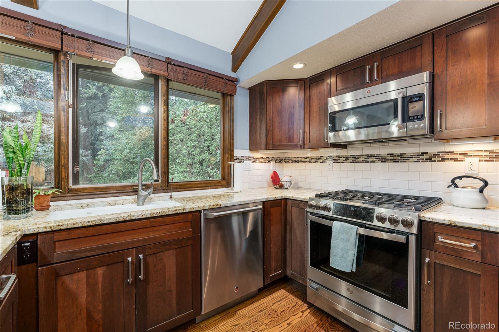 MLS Image #10 for 9942  wagner lane,westminster, Colorado