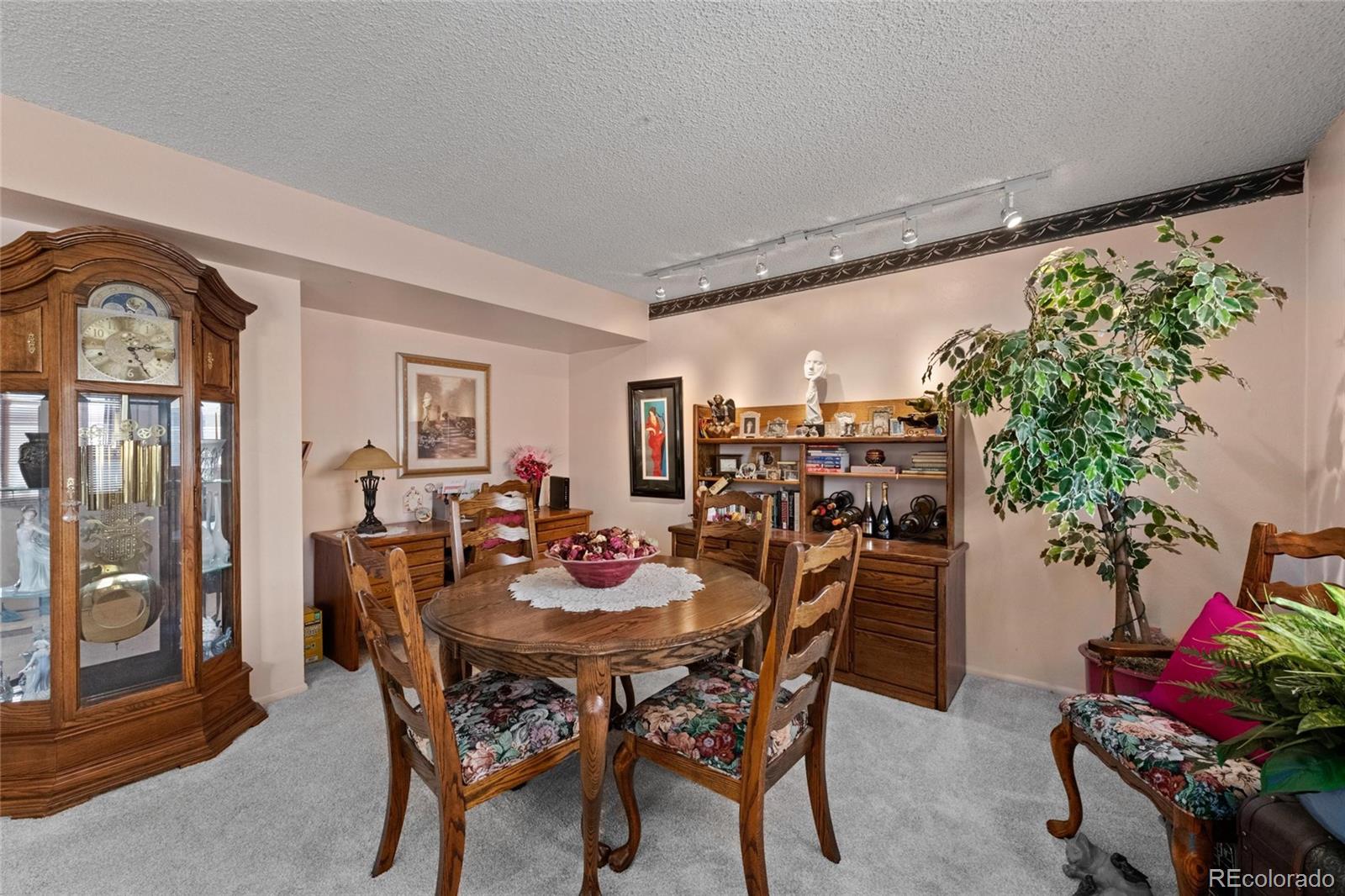 MLS Image #8 for 9210 e lehigh avenue ,denver, Colorado