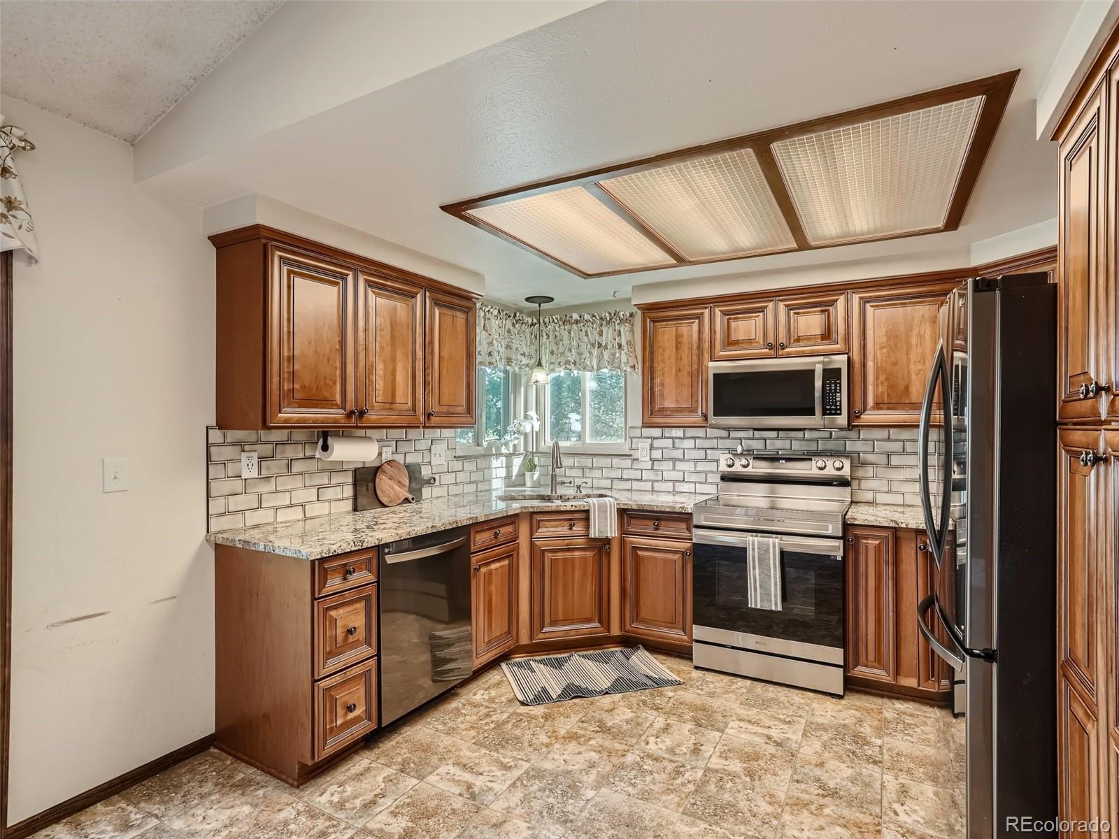 MLS Image #11 for 7226 s eagles nest circle,littleton, Colorado