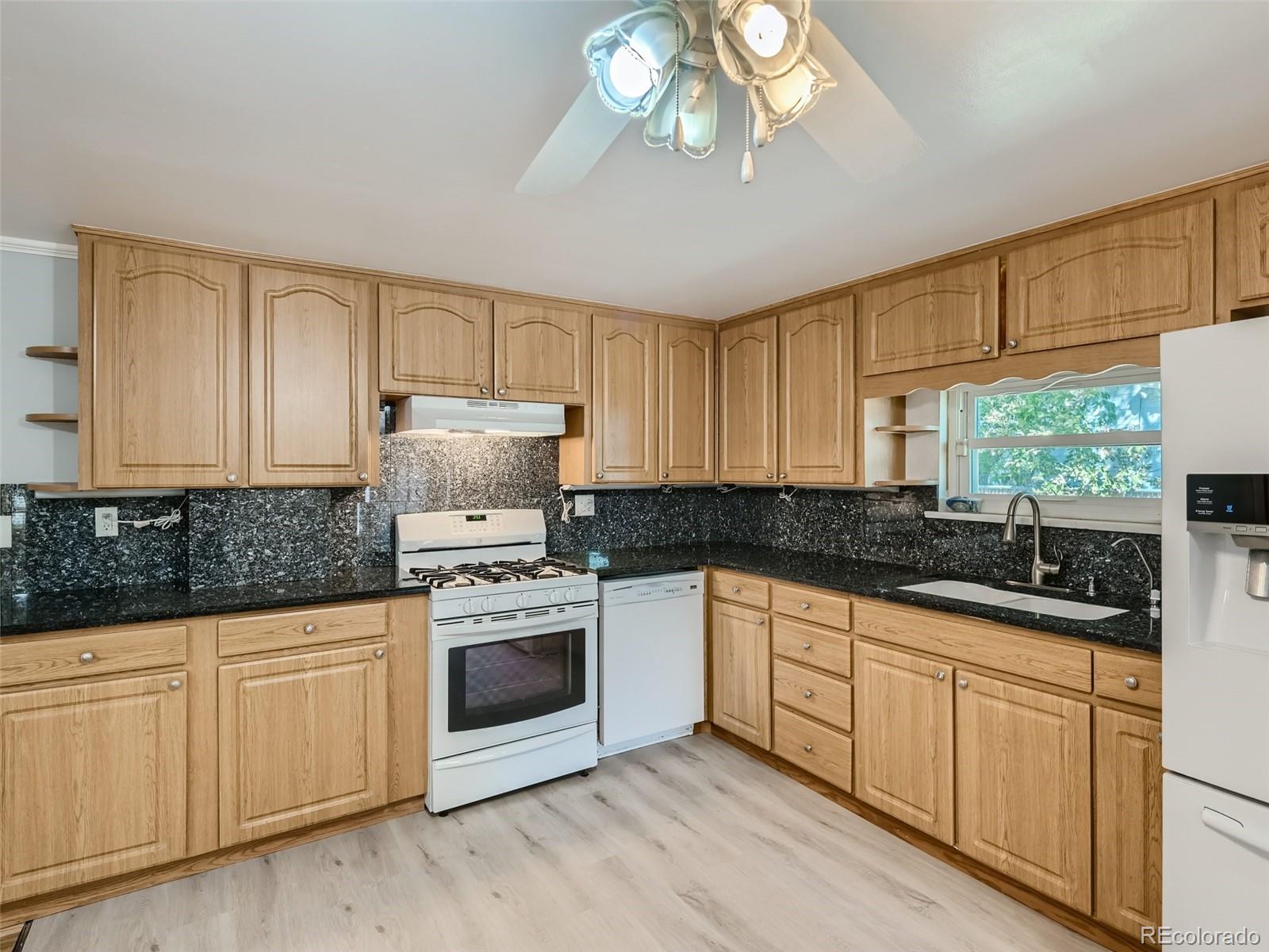 MLS Image #10 for 7070 e 67th place,commerce city, Colorado
