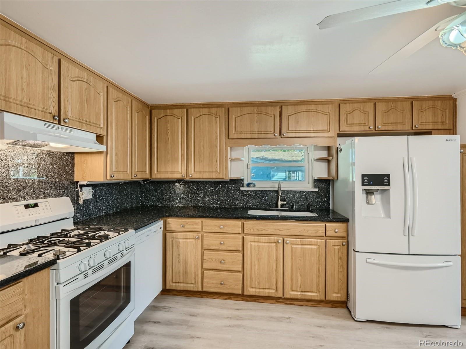 MLS Image #11 for 7070 e 67th place,commerce city, Colorado