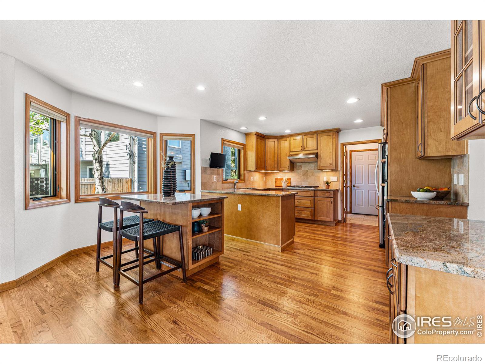 MLS Image #10 for 670  tamarisk court,louisville, Colorado
