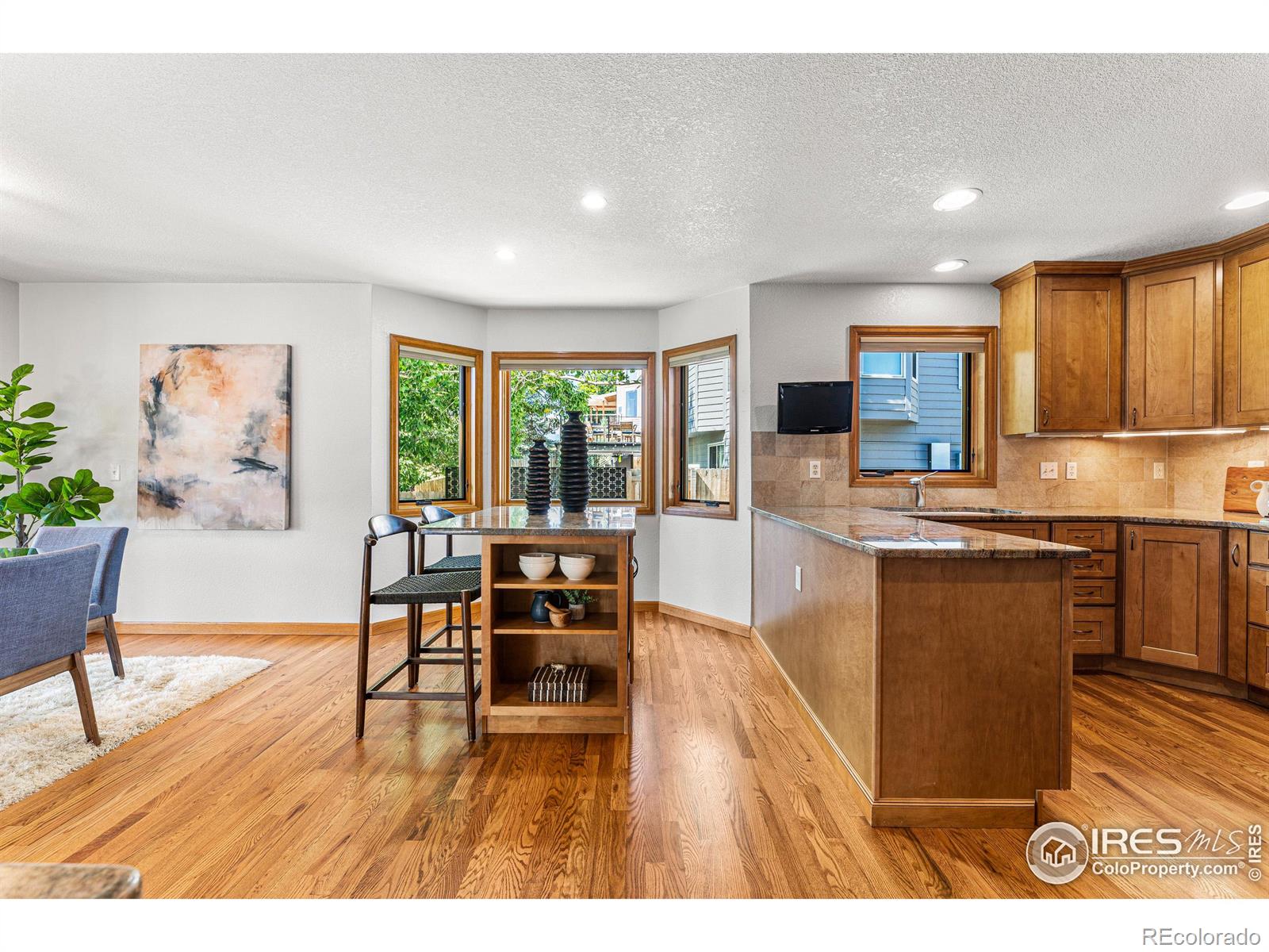 MLS Image #11 for 670  tamarisk court,louisville, Colorado