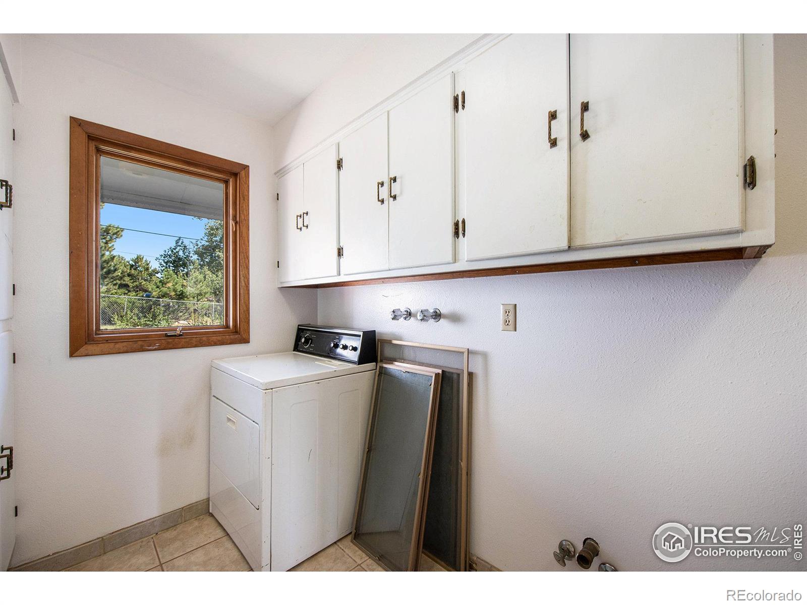 MLS Image #13 for 951  highacres drive,estes park, Colorado