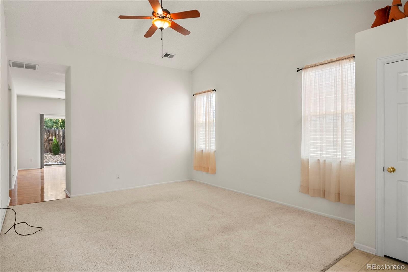 MLS Image #15 for 18512 e harvard drive,aurora, Colorado