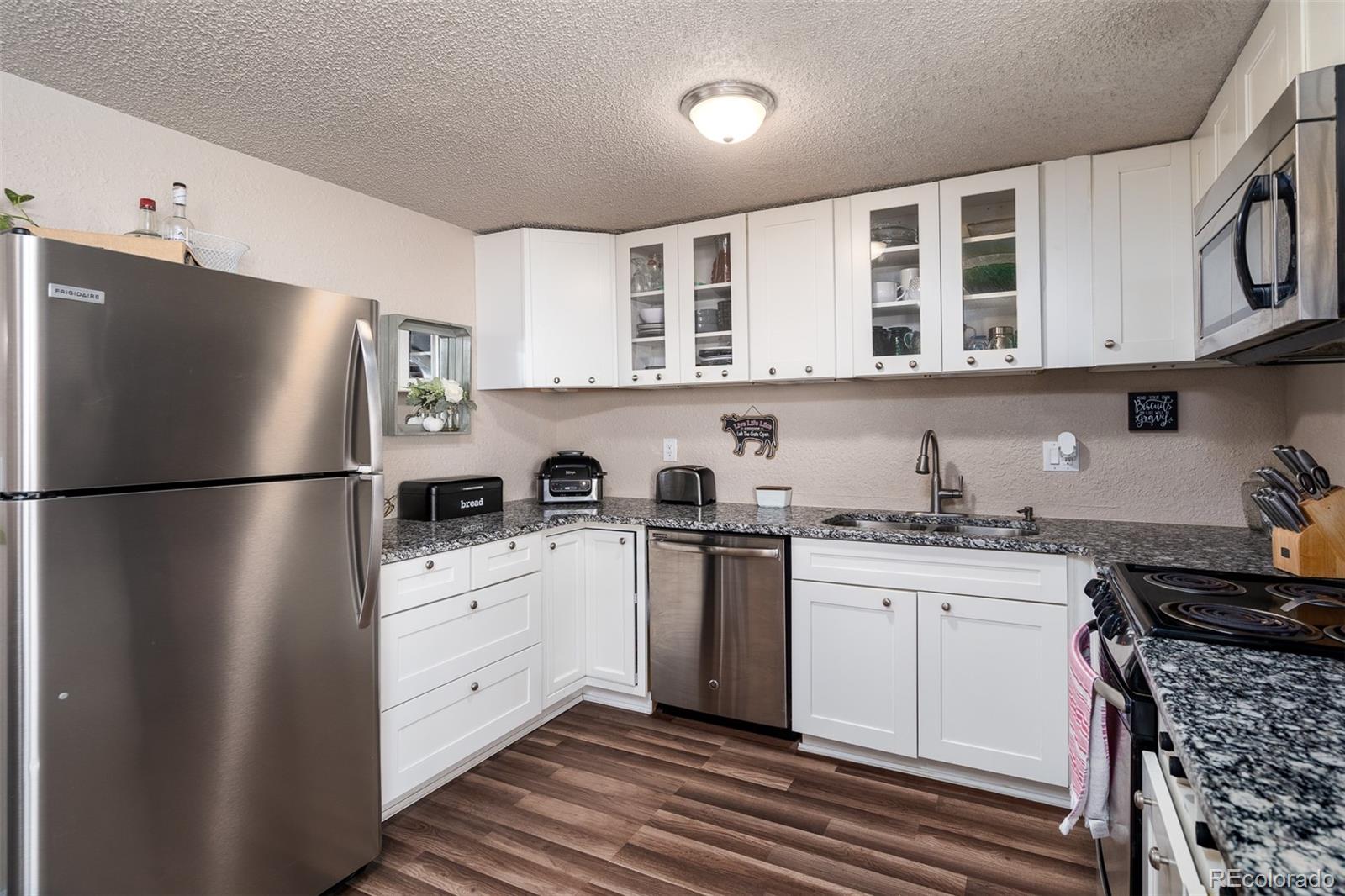 MLS Image #2 for 1240  nez perce drive,colorado springs, Colorado