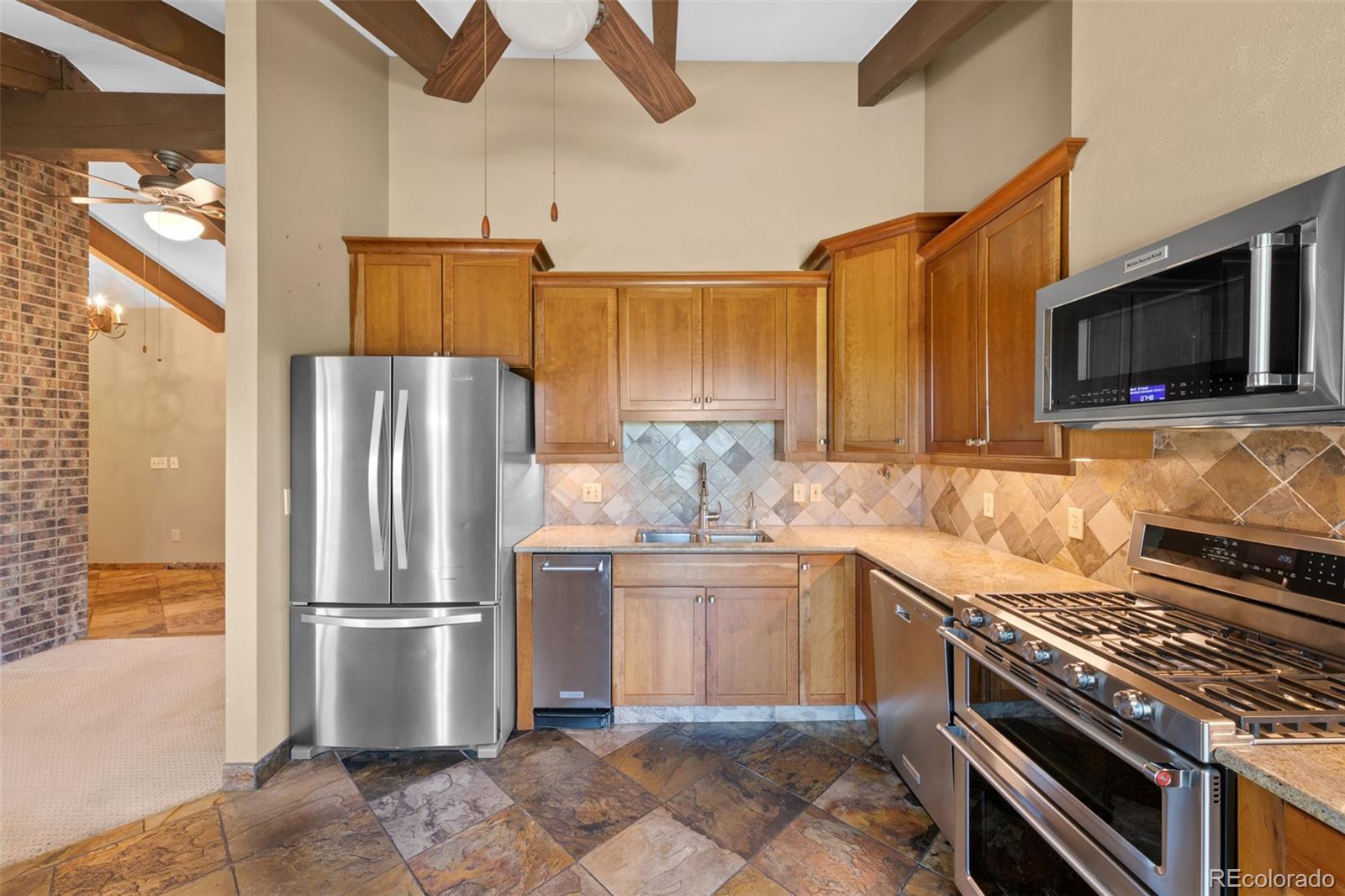 MLS Image #10 for 8725 e radcliff avenue,denver, Colorado