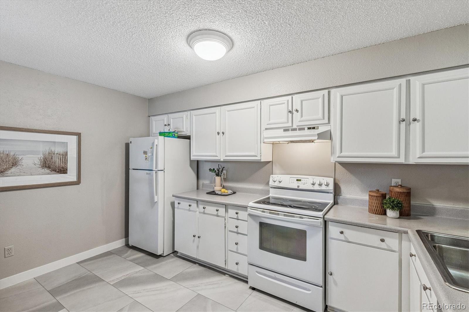 MLS Image #11 for 2375 e geddes avenue,centennial, Colorado