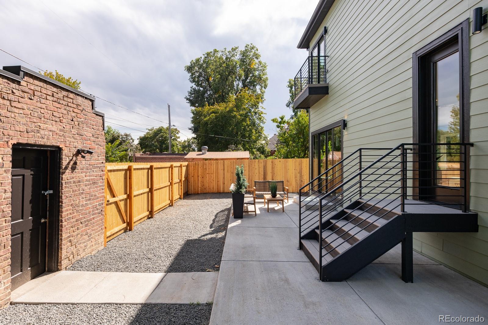 MLS Image #33 for 3010  bellaire street,denver, Colorado