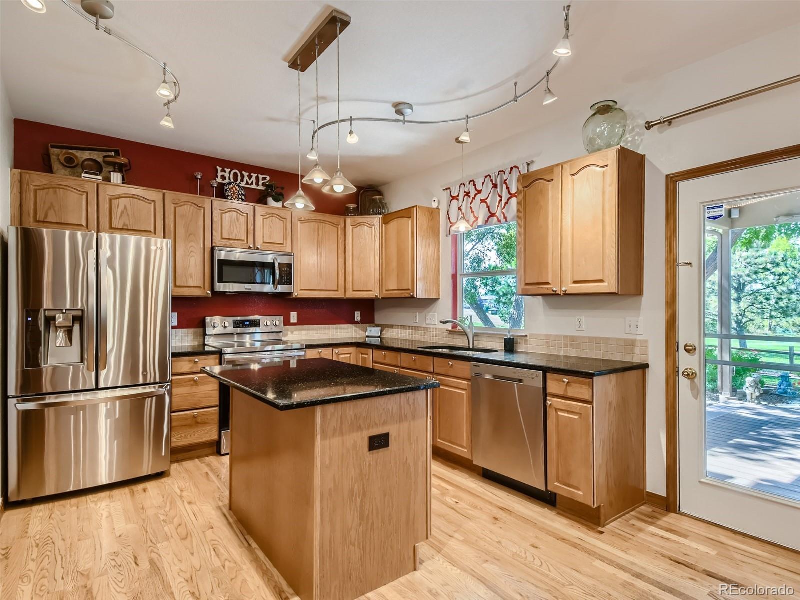 MLS Image #5 for 13565  high circle,thornton, Colorado