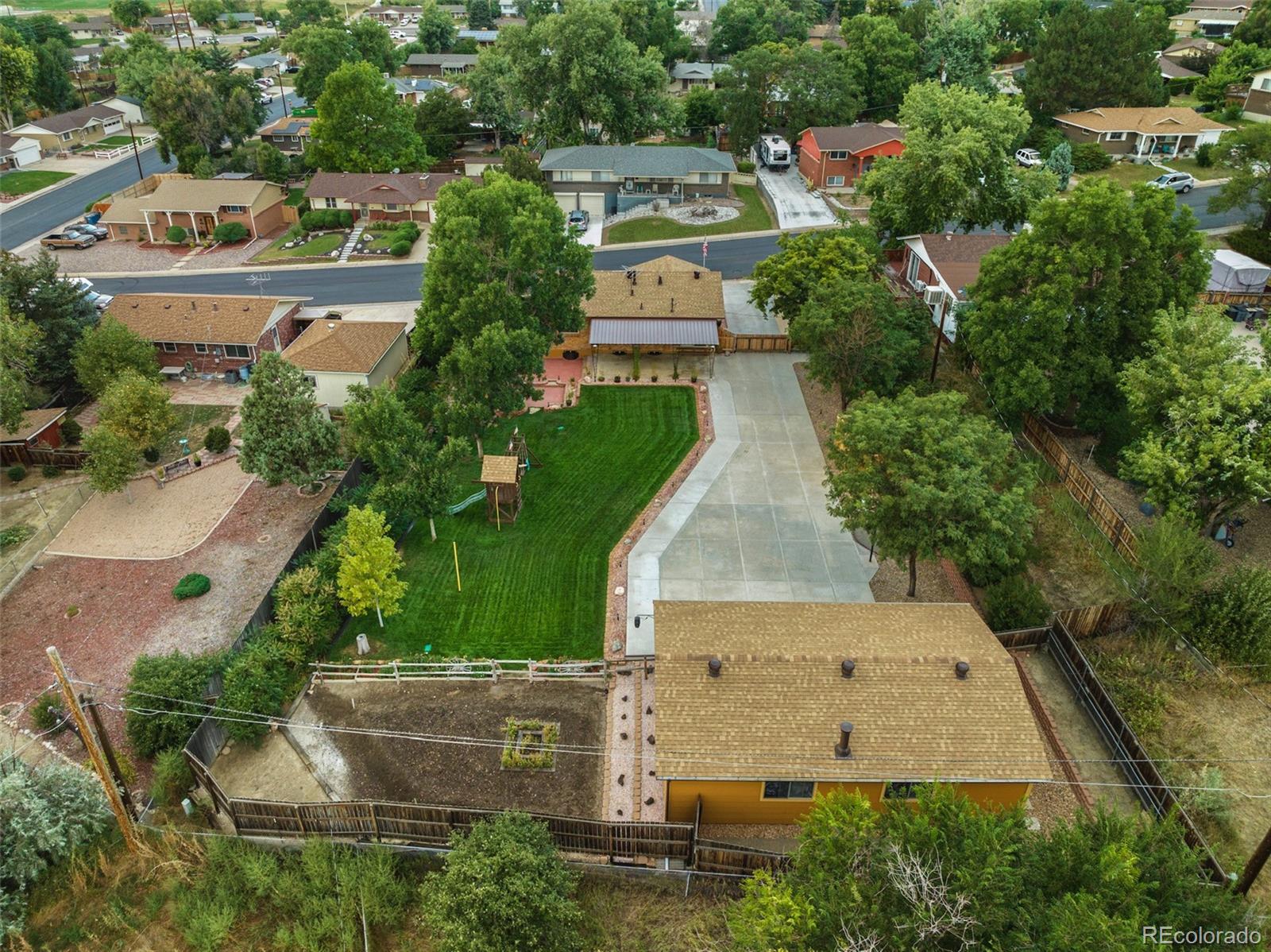 MLS Image #36 for 7916  elmwood lane,denver, Colorado