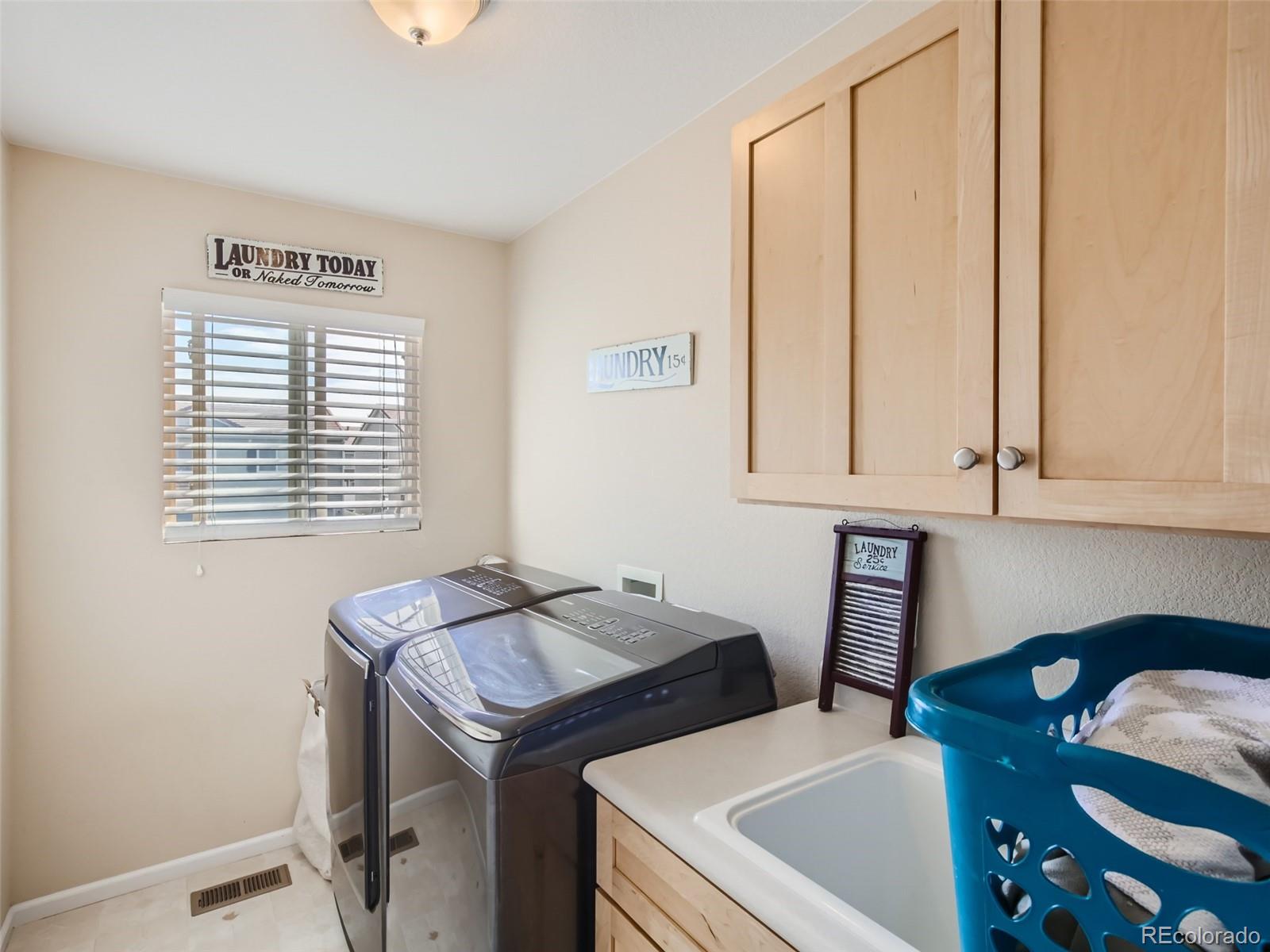 MLS Image #28 for 5069  perth street,denver, Colorado