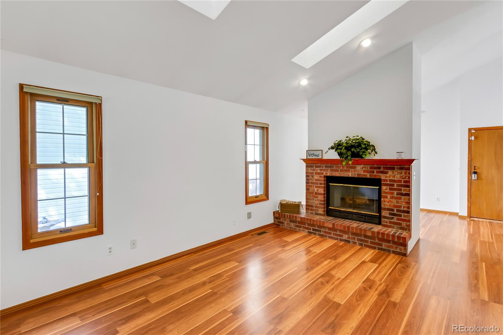 MLS Image #5 for 10017 w 82nd place,arvada, Colorado