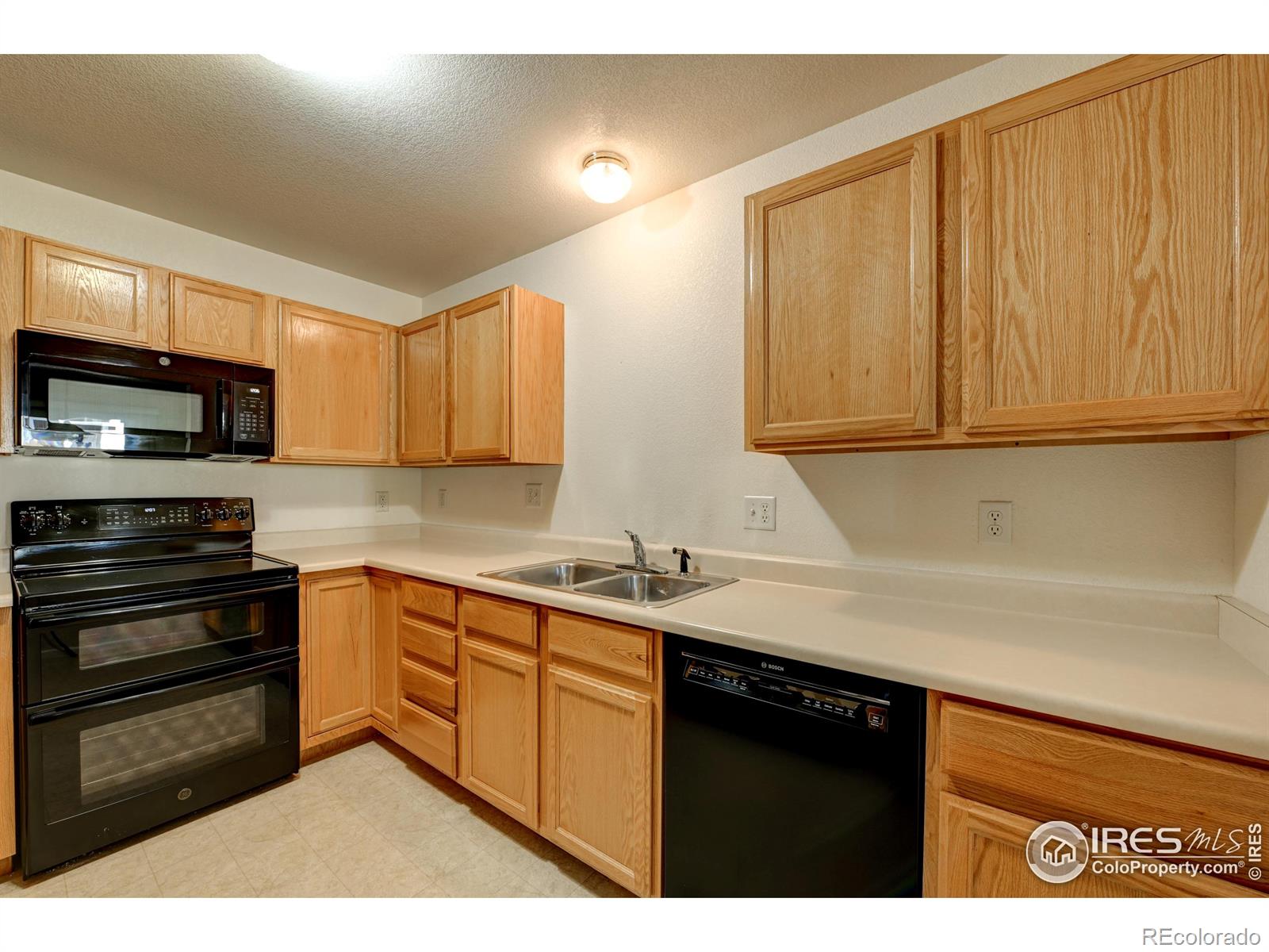 MLS Image #12 for 1601  great western drive,longmont, Colorado