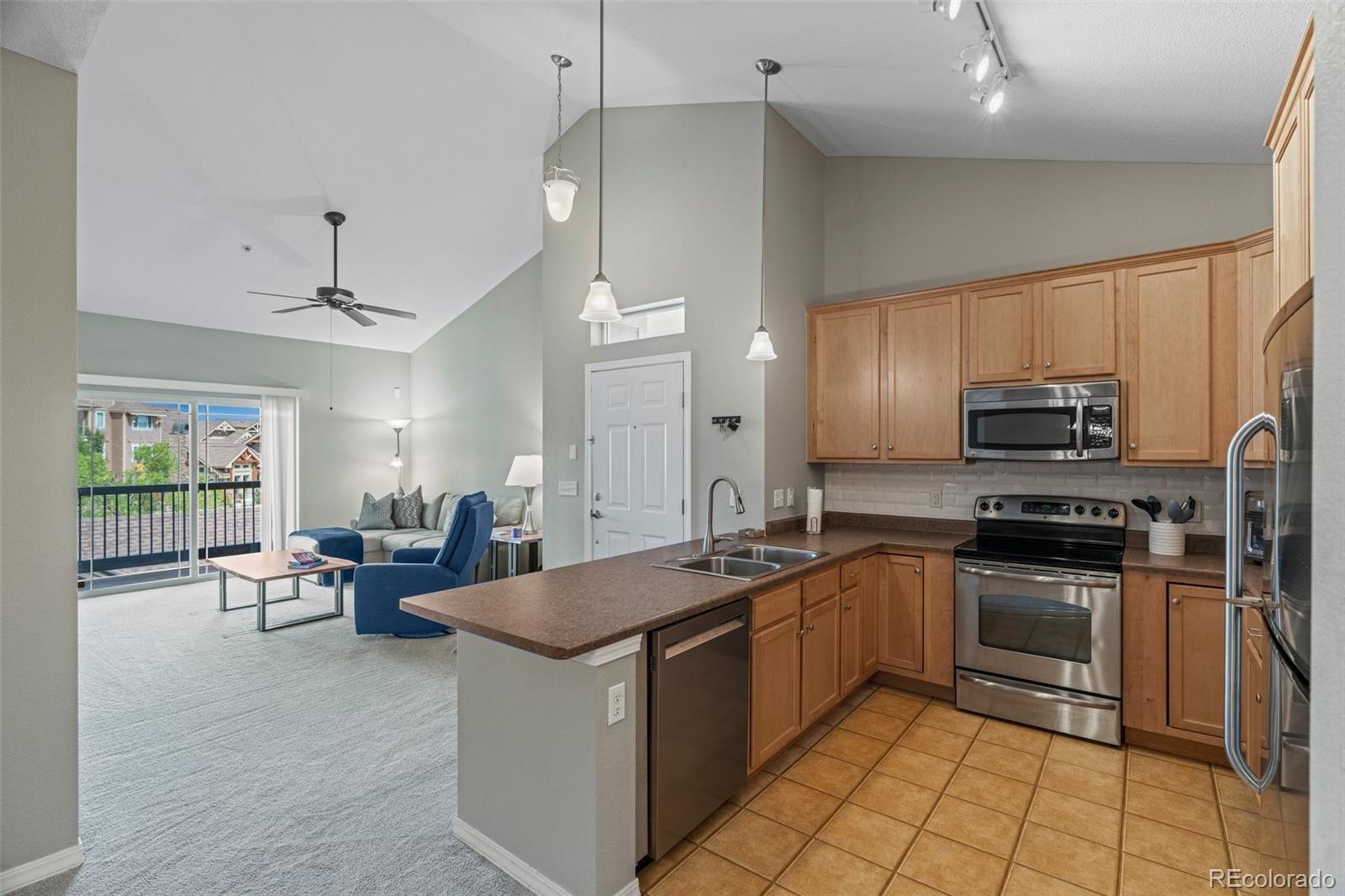 MLS Image #11 for 10061 w victoria place 205,littleton, Colorado