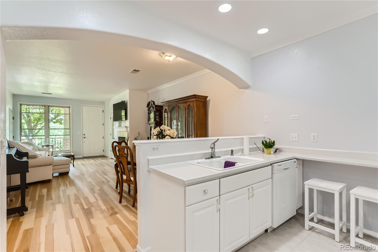 MLS Image #10 for 5350 s jay circle 6d,denver, Colorado