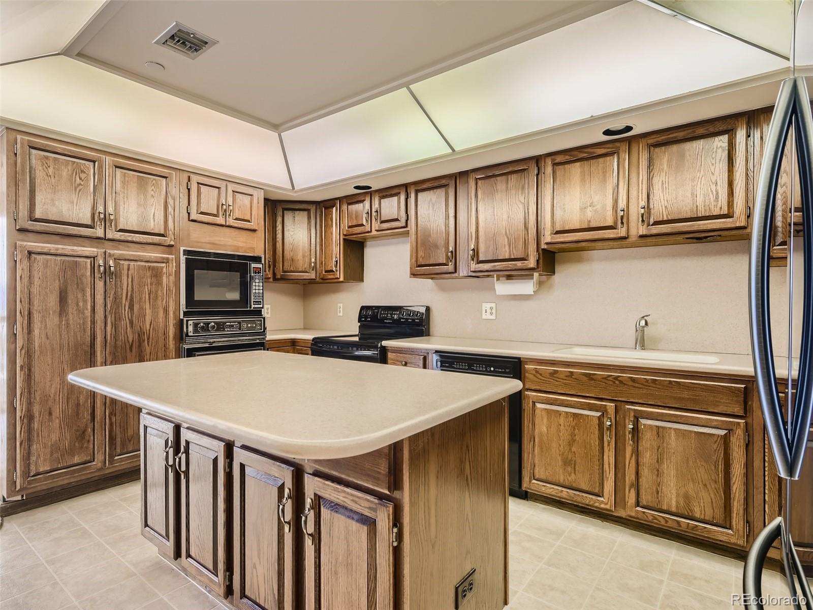 MLS Image #11 for 1900 e girard place 1501,englewood, Colorado