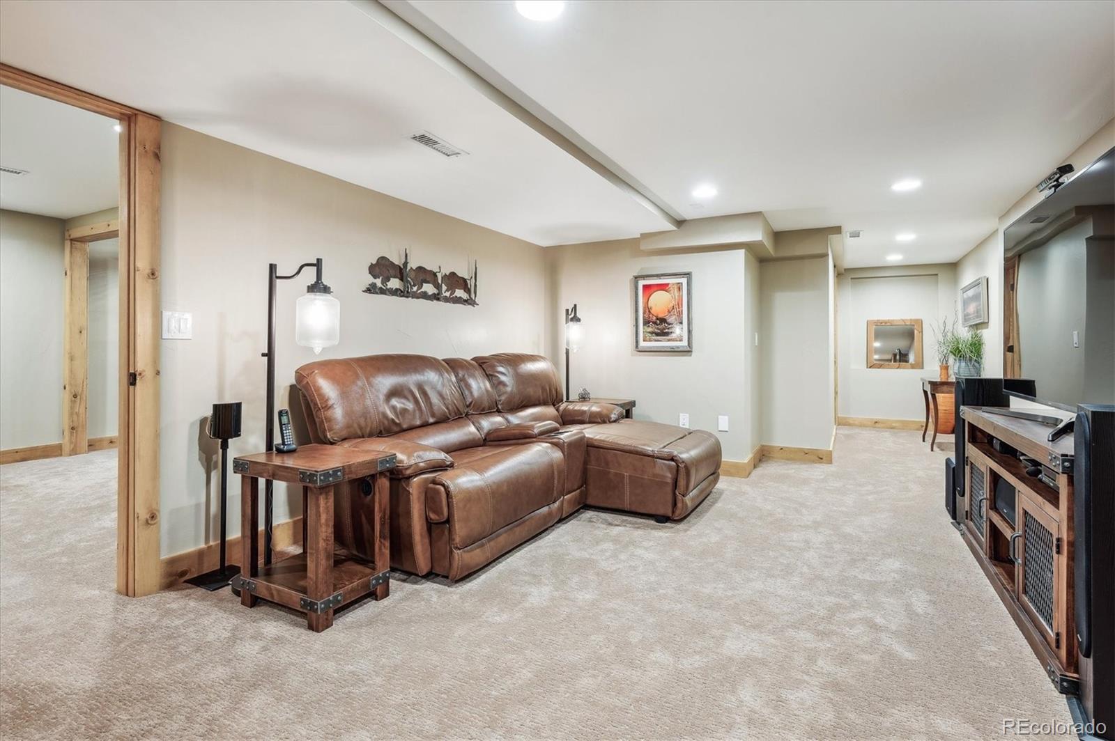 MLS Image #22 for 9232 s buffalo drive,littleton, Colorado