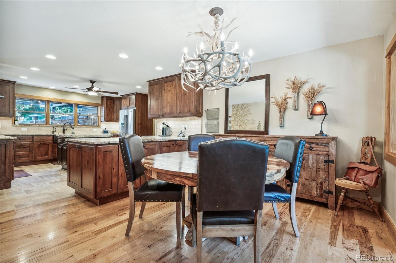 MLS Image #6 for 9232 s buffalo drive,littleton, Colorado