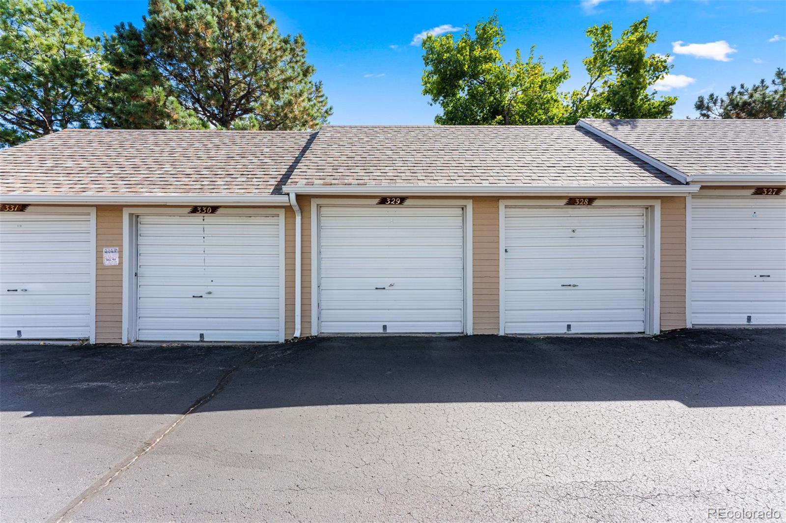 MLS Image #23 for 3332 s ammons street,lakewood, Colorado