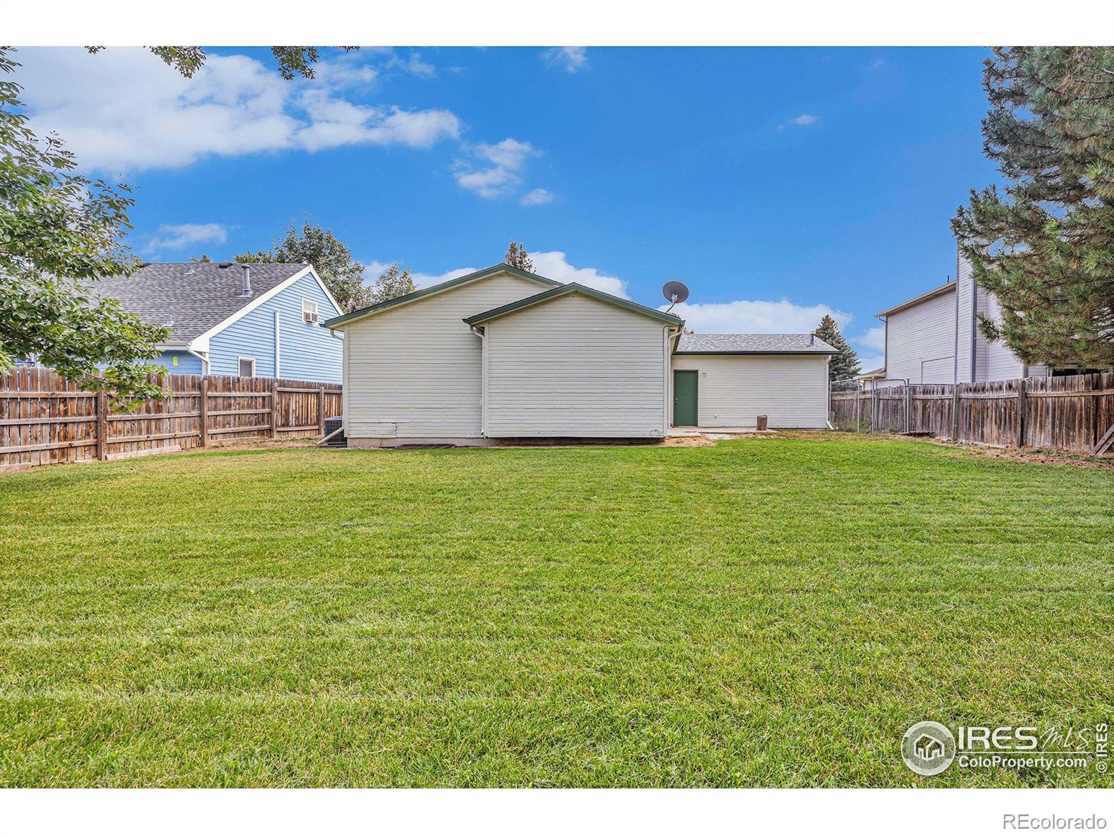 MLS Image #27 for 830  douglas place,berthoud, Colorado