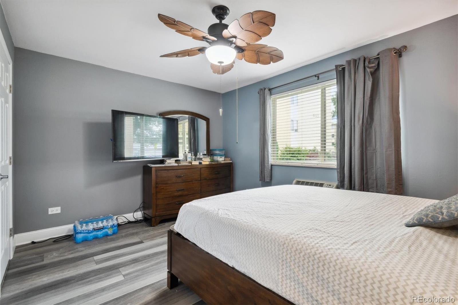 MLS Image #13 for 715 s alton way,denver, Colorado