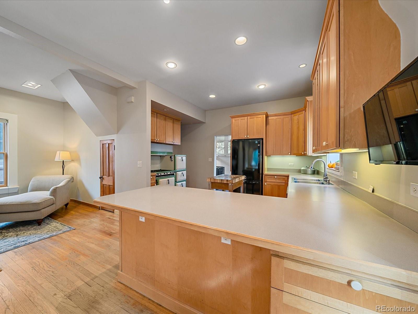 MLS Image #9 for 660 s grant street,denver, Colorado