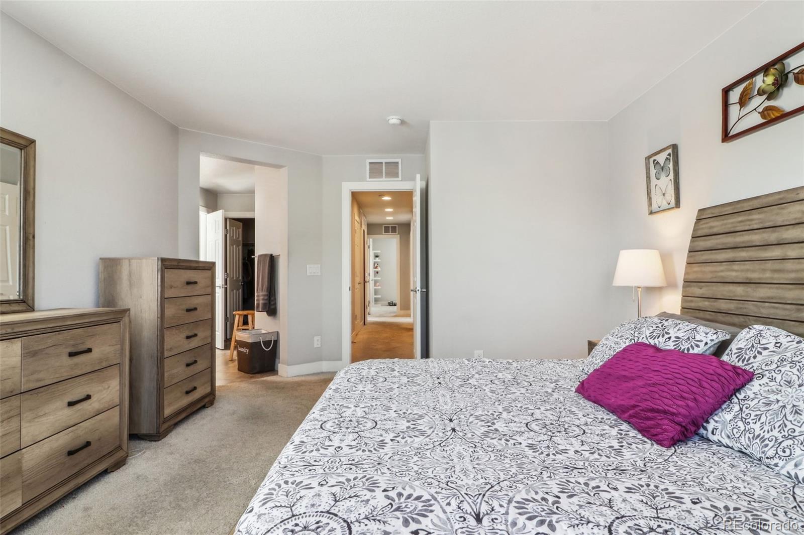 MLS Image #11 for 16268 e elk drive,denver, Colorado