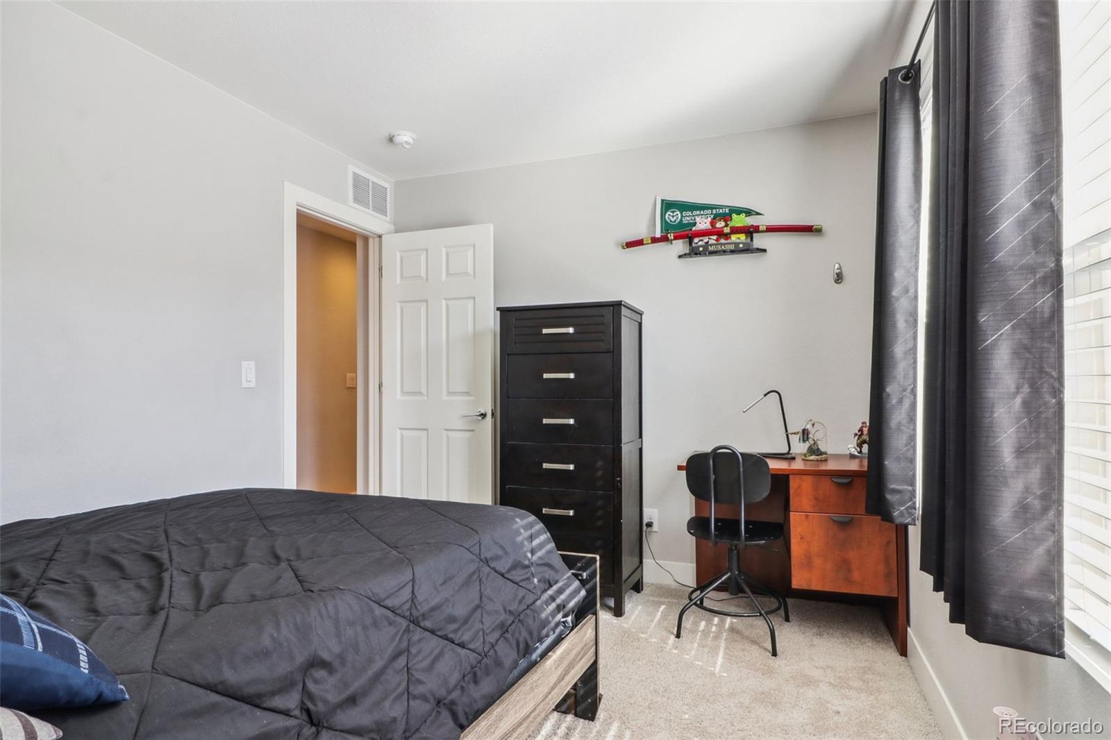 MLS Image #17 for 16268 e elk drive,denver, Colorado