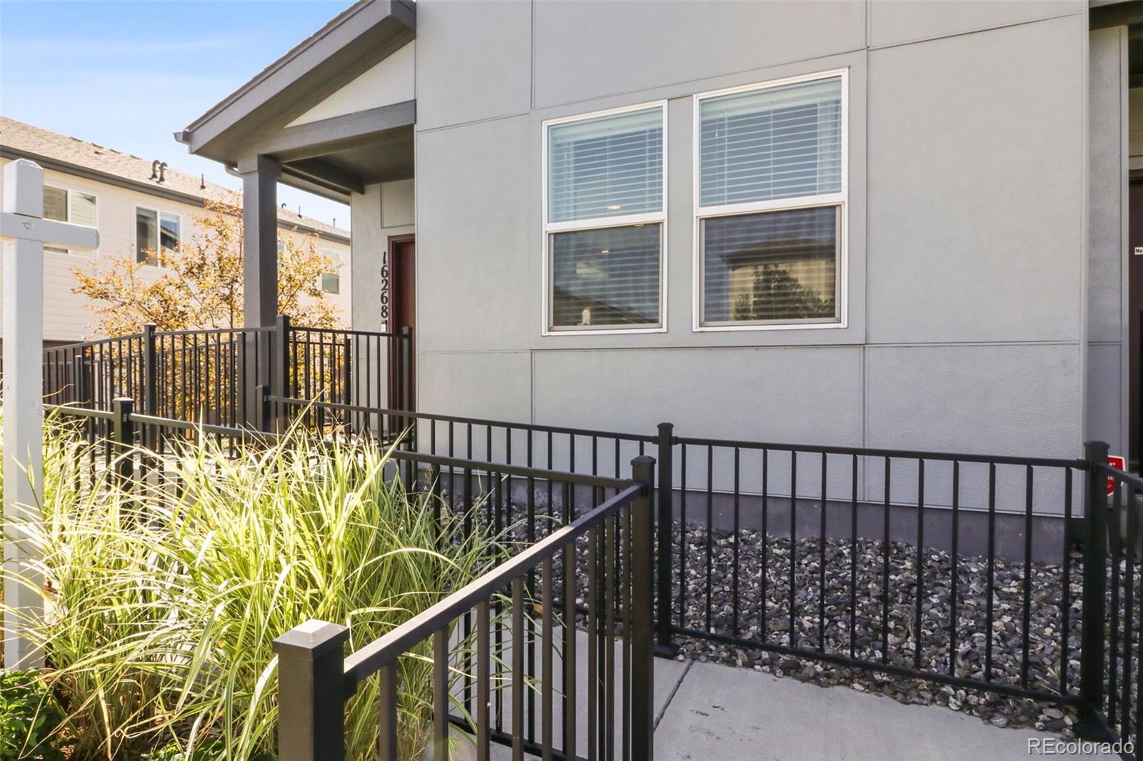 MLS Image #3 for 16268 e elk drive,denver, Colorado