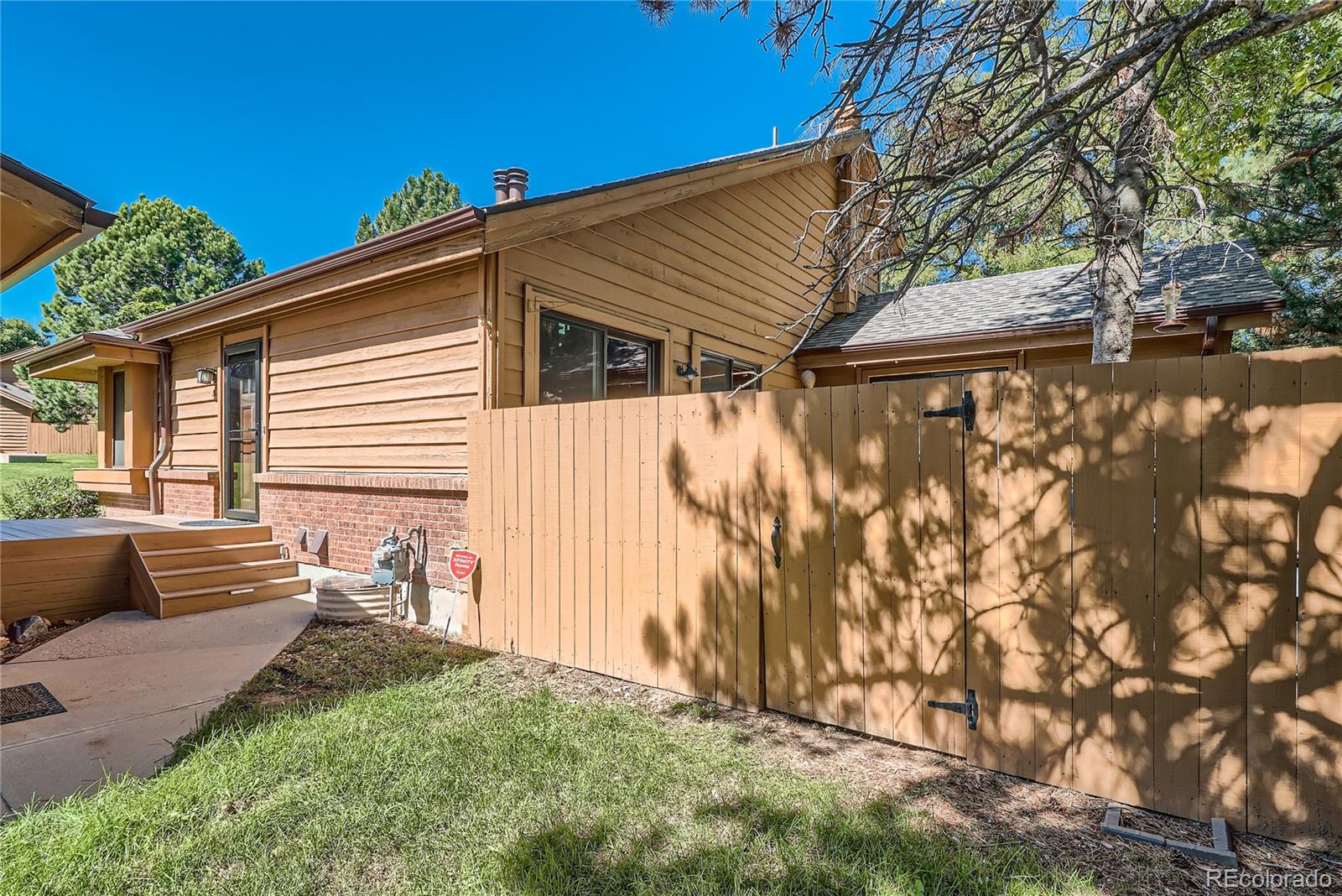 MLS Image #24 for 36 s eagle circle,aurora, Colorado