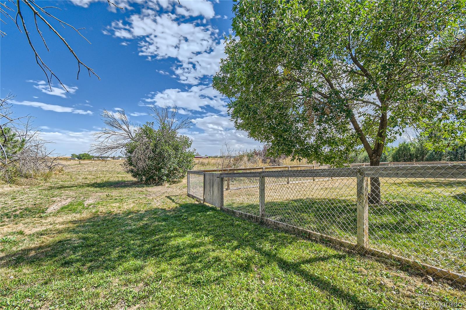 MLS Image #37 for 4270  defoe street,strasburg, Colorado