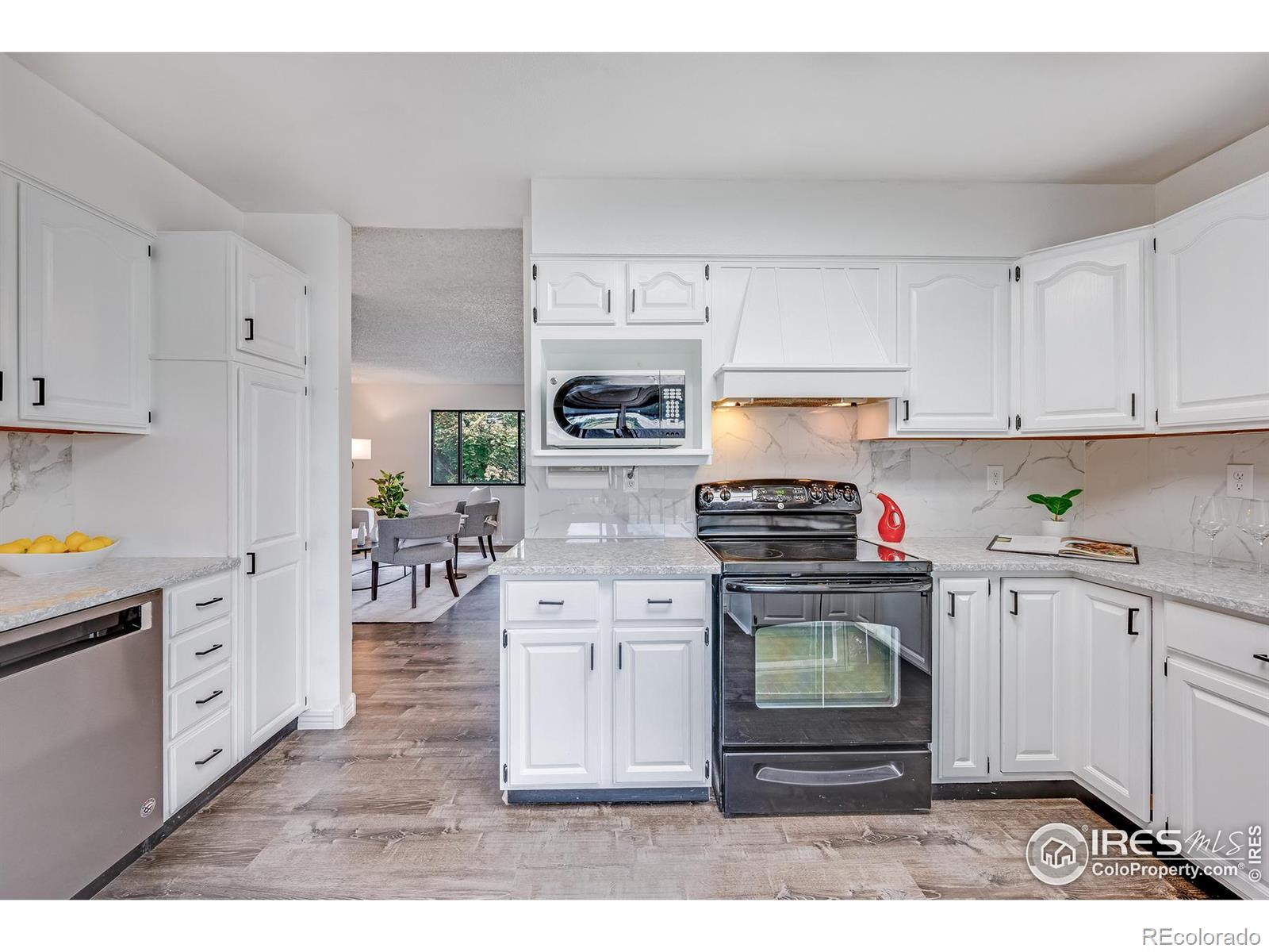 MLS Image #13 for 16156 e bails place,aurora, Colorado