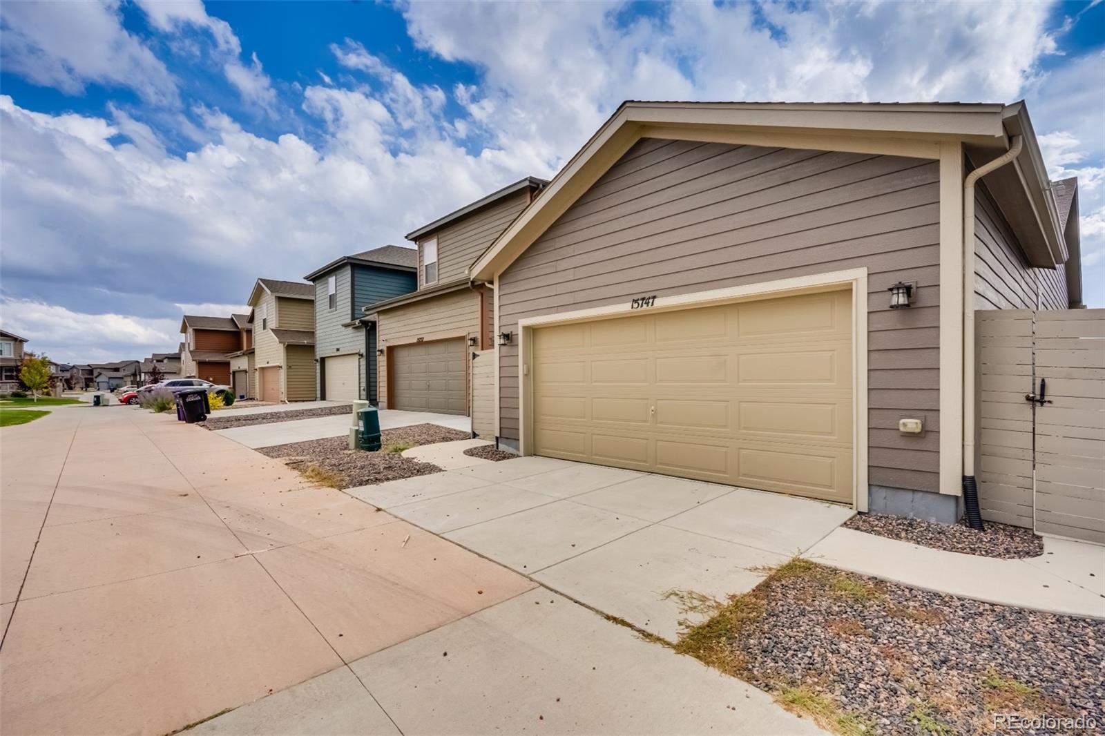 MLS Image #18 for 15747 e elk place,denver, Colorado