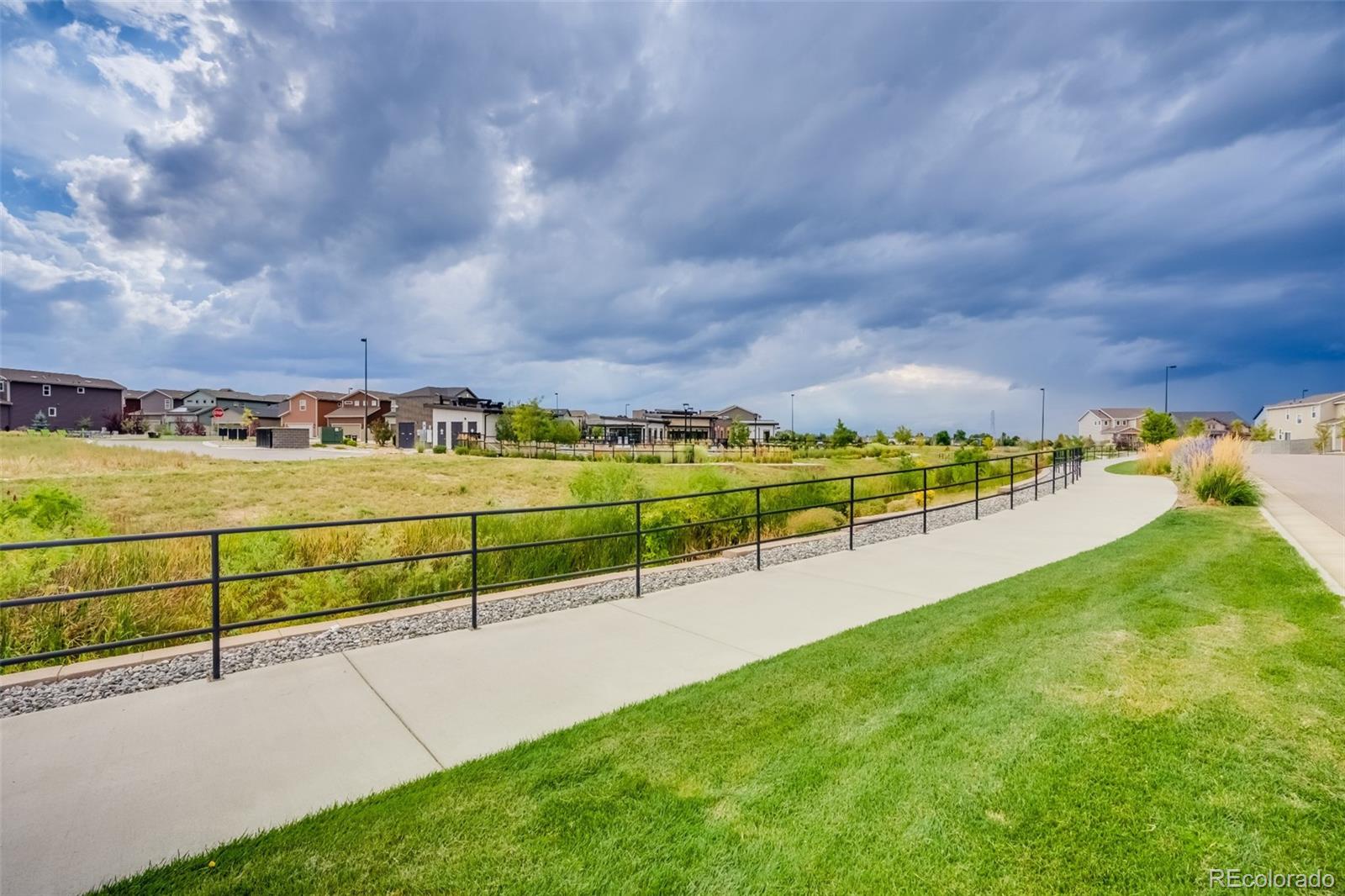 MLS Image #20 for 15747 e elk place,denver, Colorado