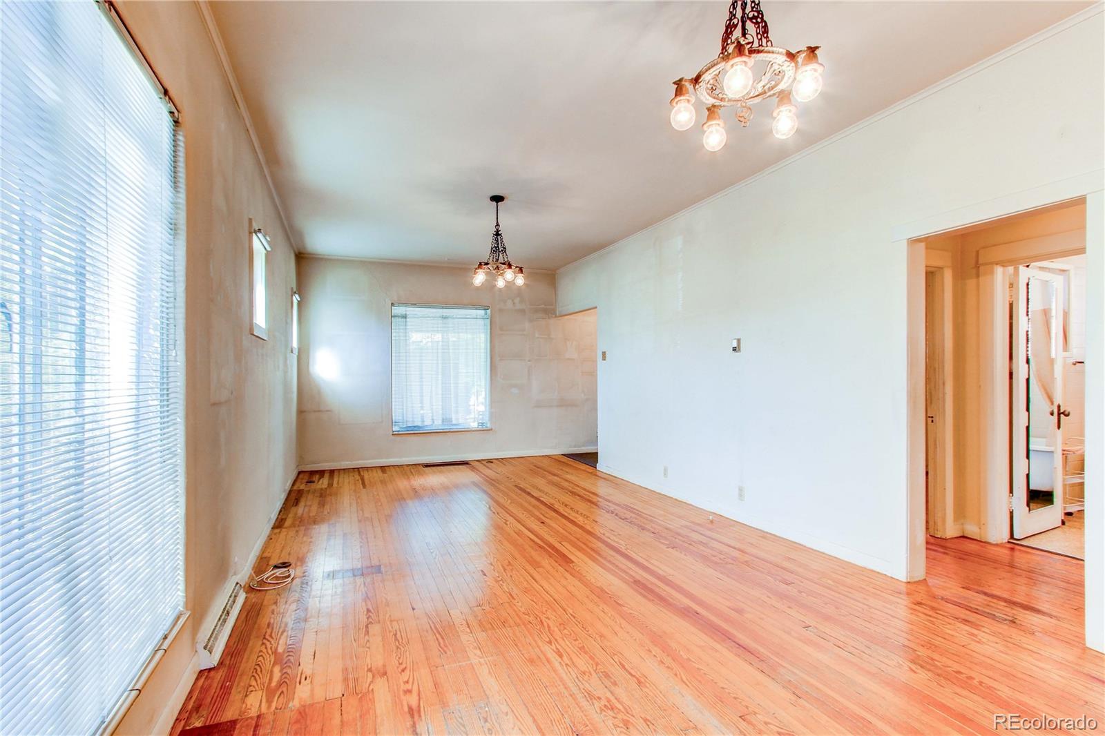 MLS Image #3 for 422 n corona street,denver, Colorado