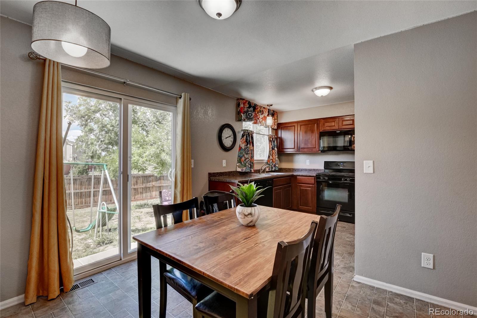 MLS Image #10 for 4877  duluth court,denver, Colorado