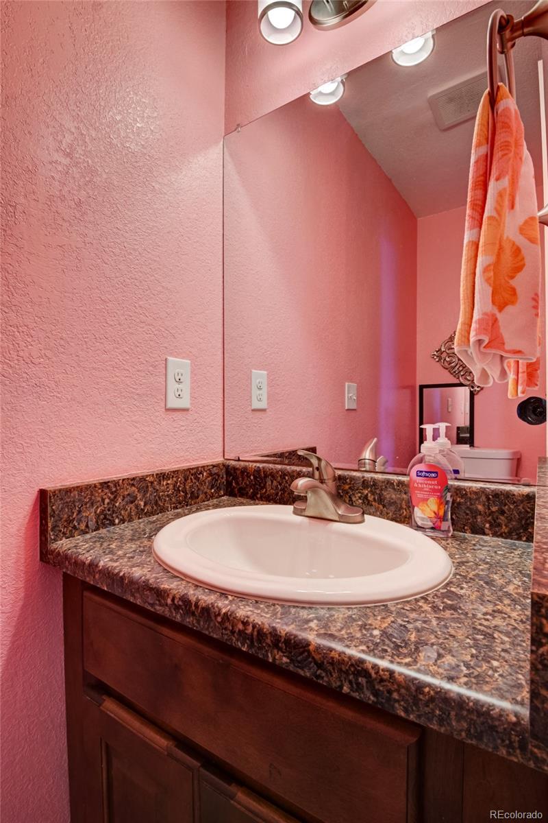 MLS Image #13 for 4877  duluth court,denver, Colorado