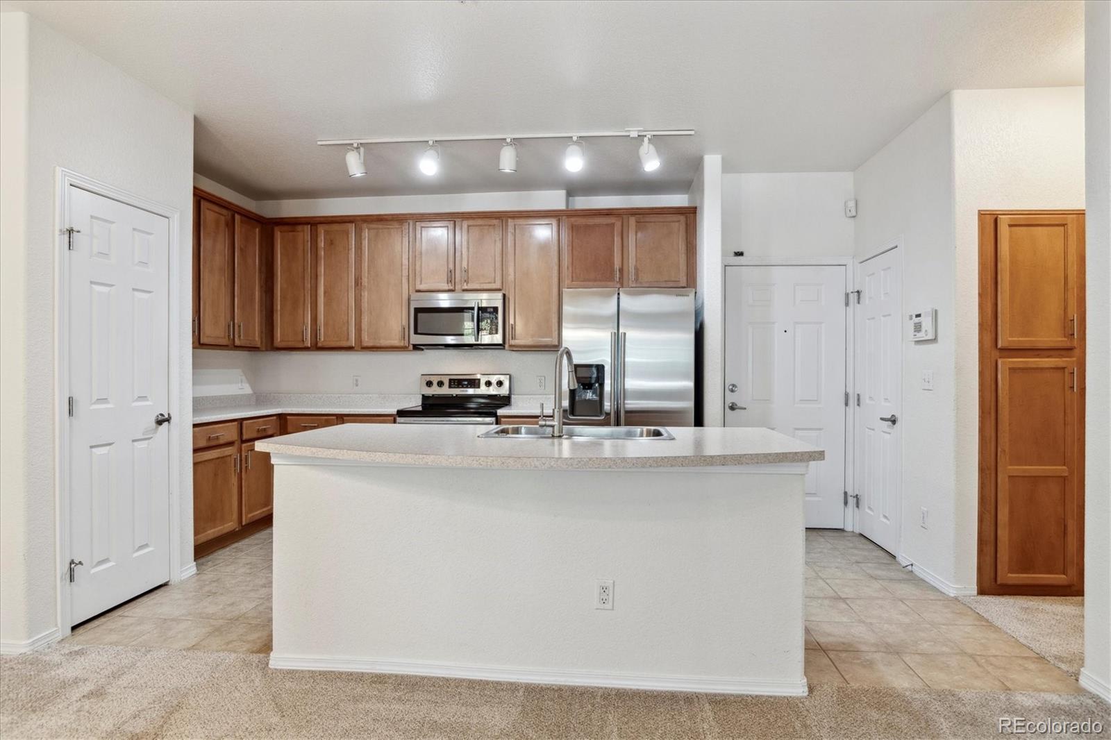 MLS Image #6 for 15455  canyon rim drive 103,englewood, Colorado