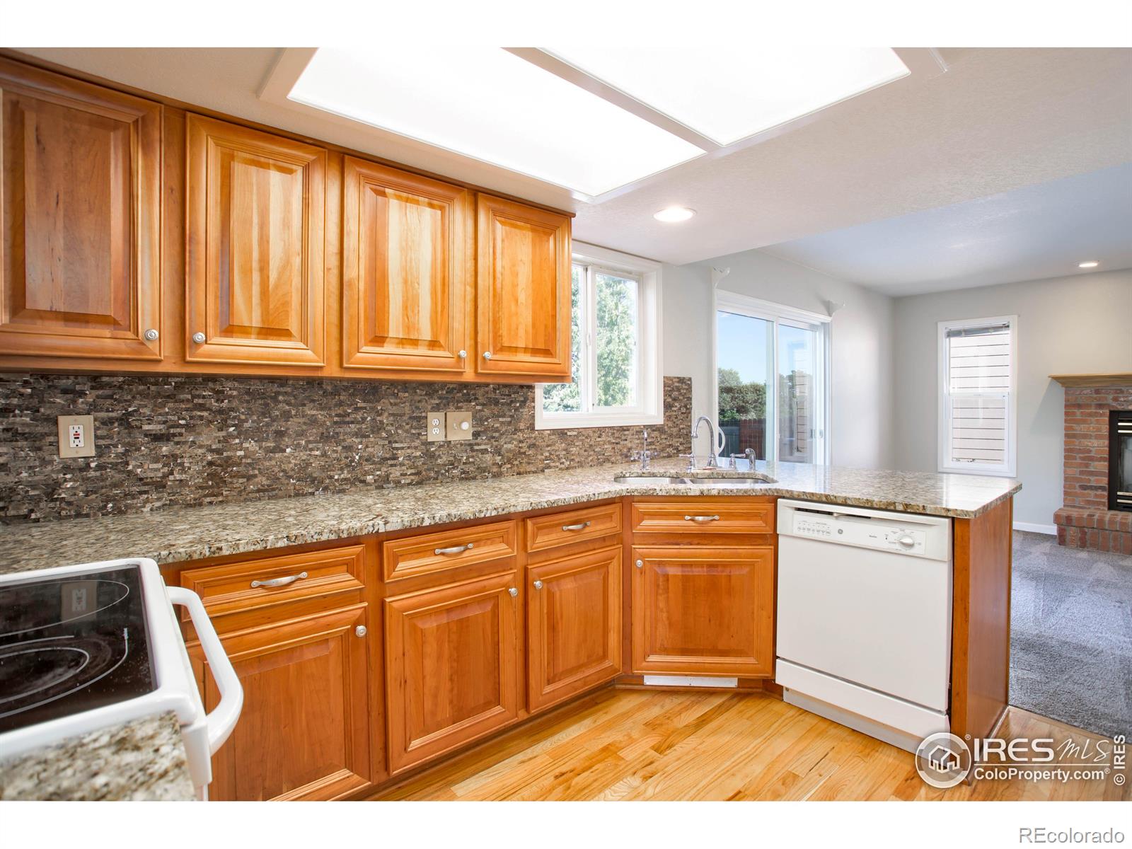 MLS Image #10 for 306  saturn drive,fort collins, Colorado